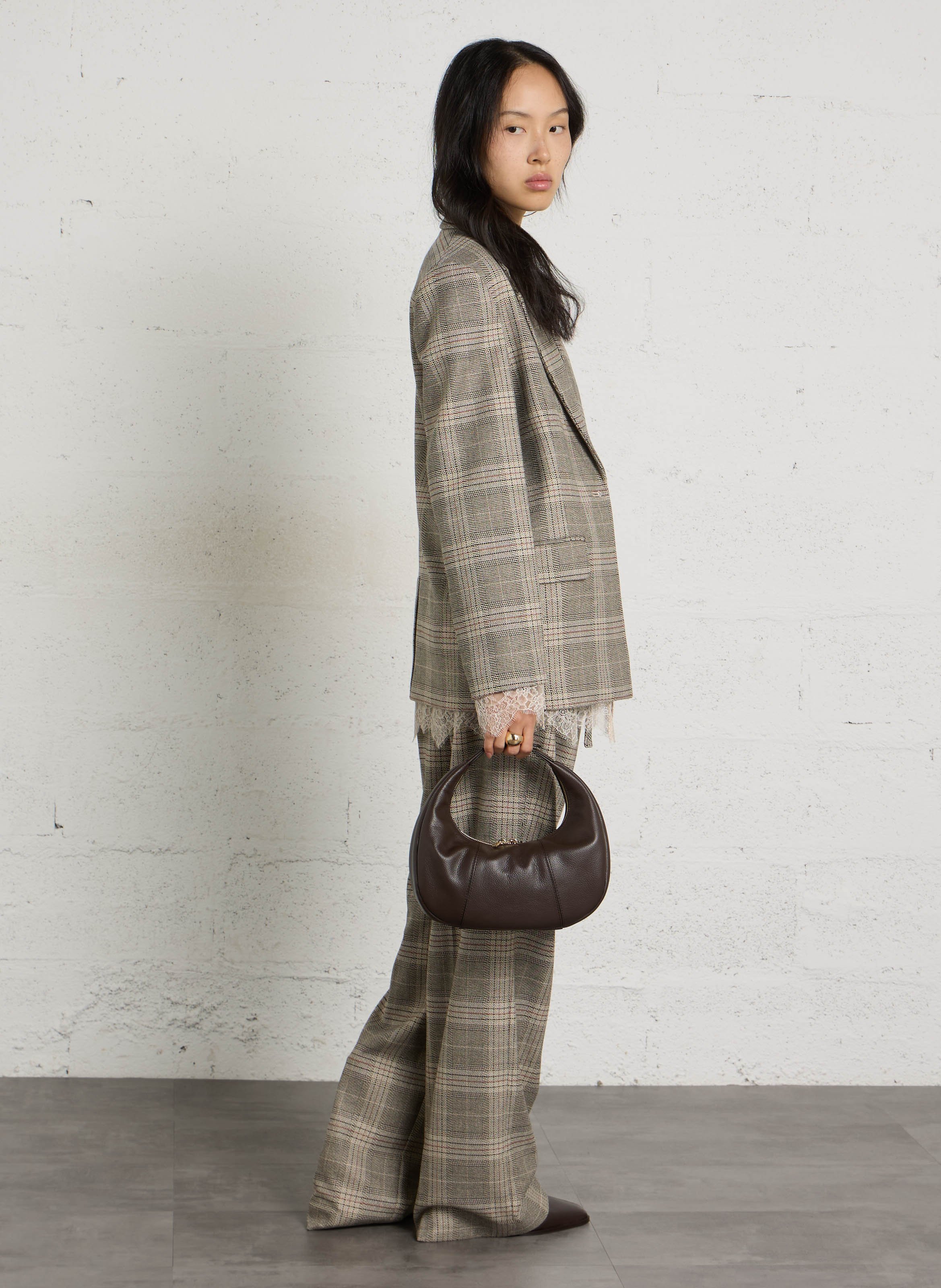 Petit sac hobo zippé en cuir grainé LE TANNEUR Marron