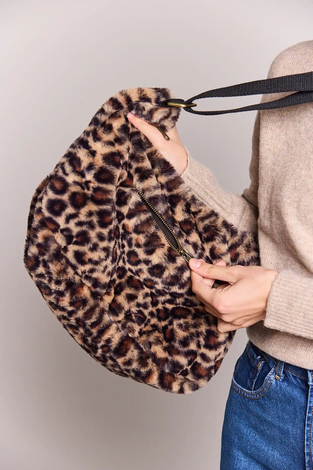 Cotton handbag Brown