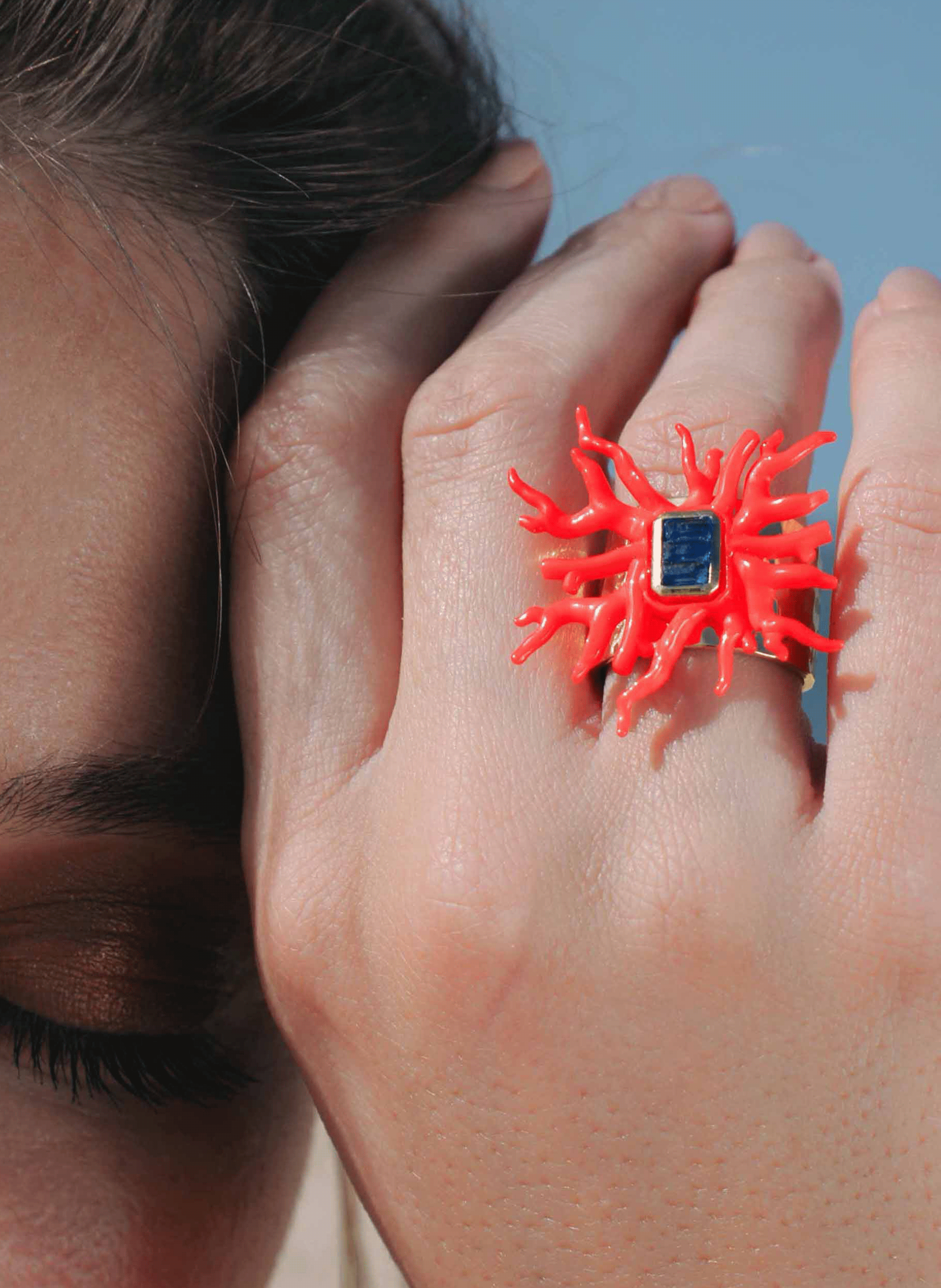 Ring with central cabochon HIPANEMA Red