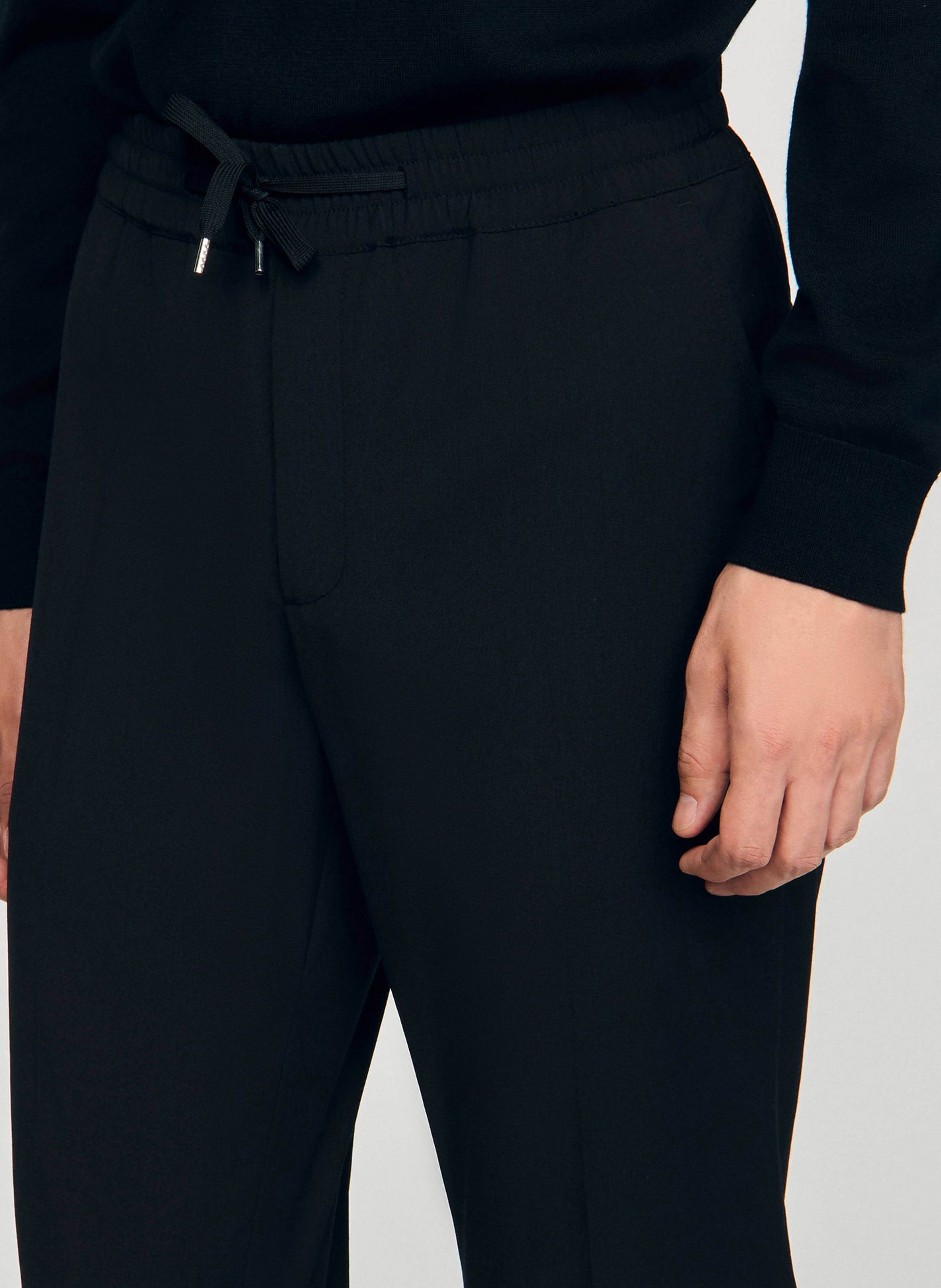 Straight-leg elasticated pants Black