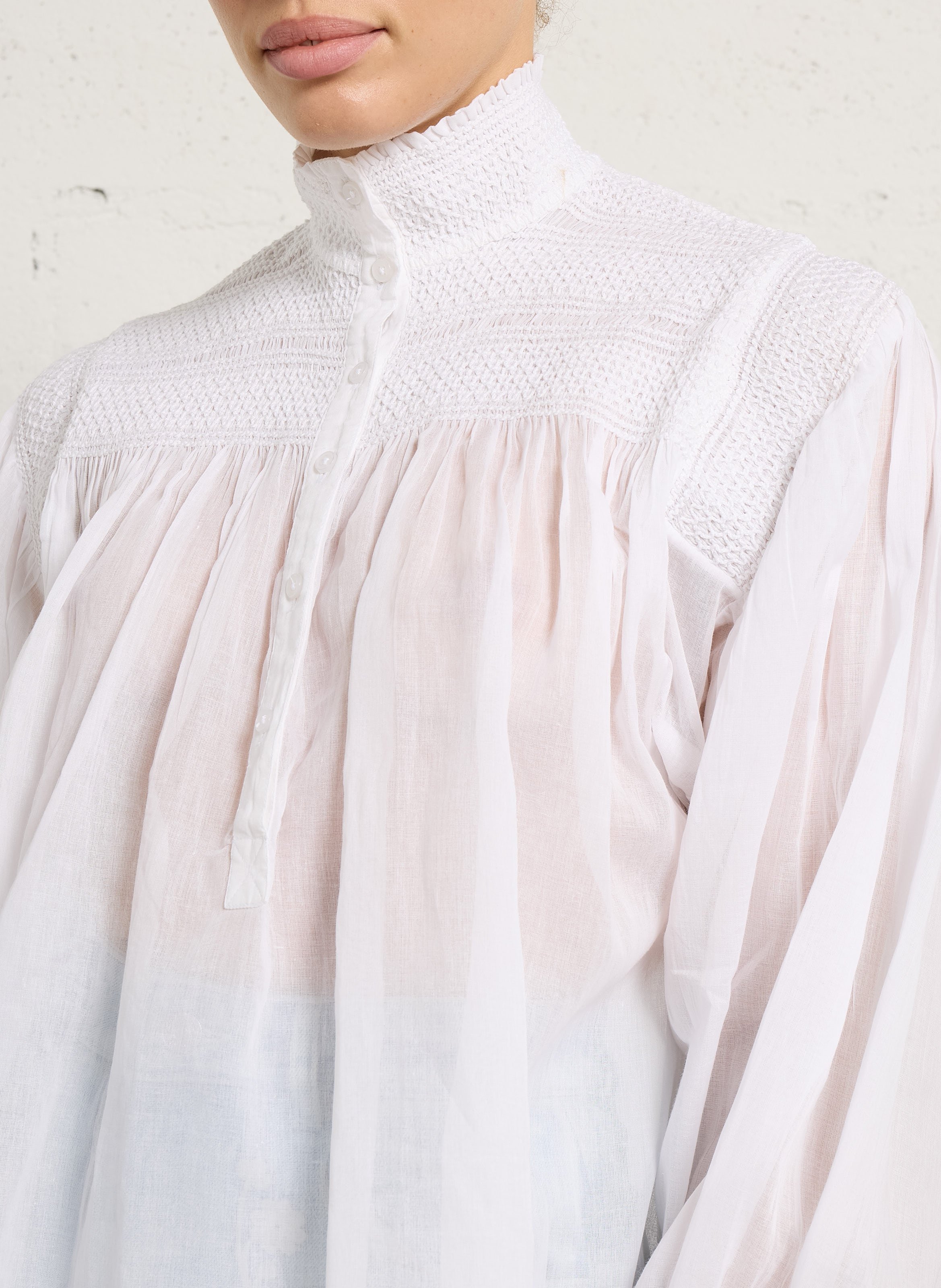 Blouse col montant en coton MES DEMOISELLES Blanc