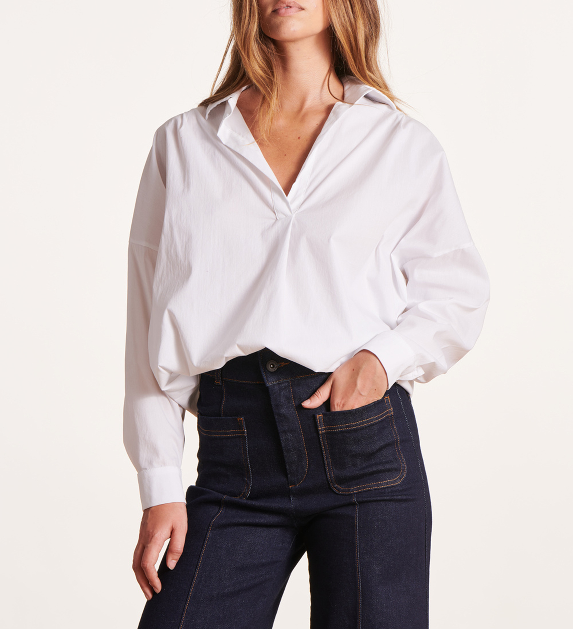 Ruimvallende top met overhemdkraagje | katoenblend LA FEE MARABOUTEE Wit