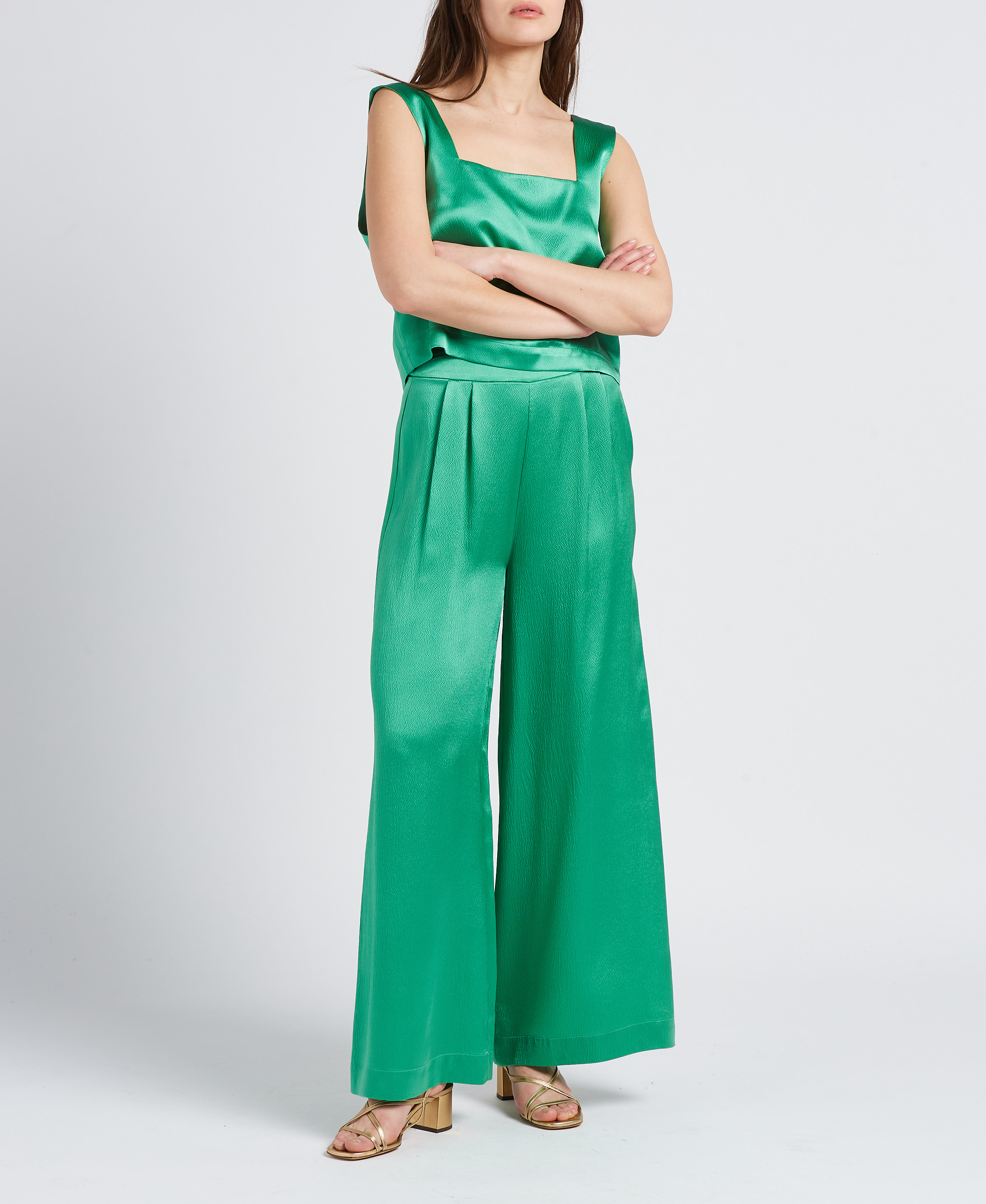 Pantalón ancho de seda con cinturón talle alto KARMA KOMA Verde