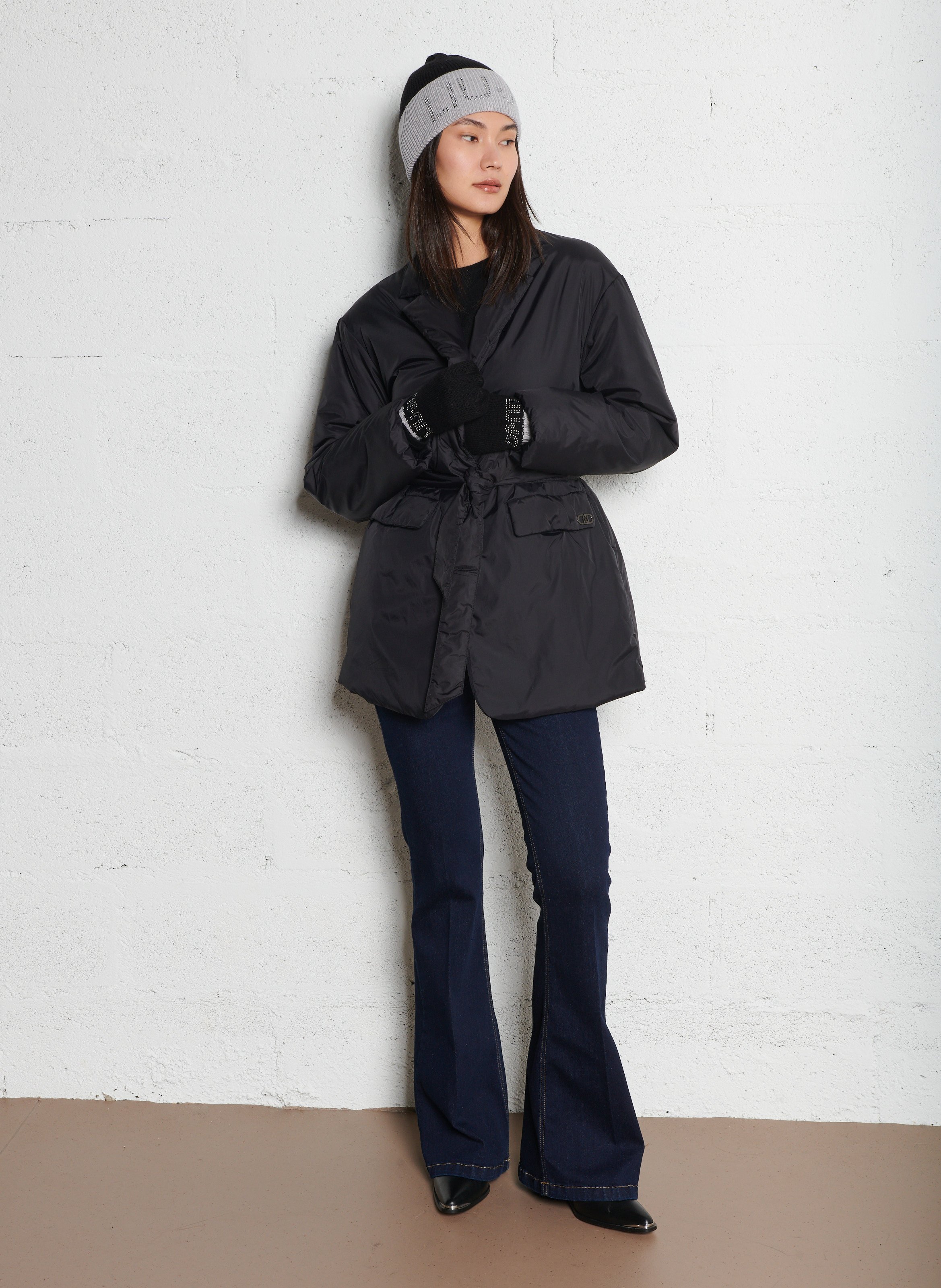 Pull fin col rond en cachemire Noir