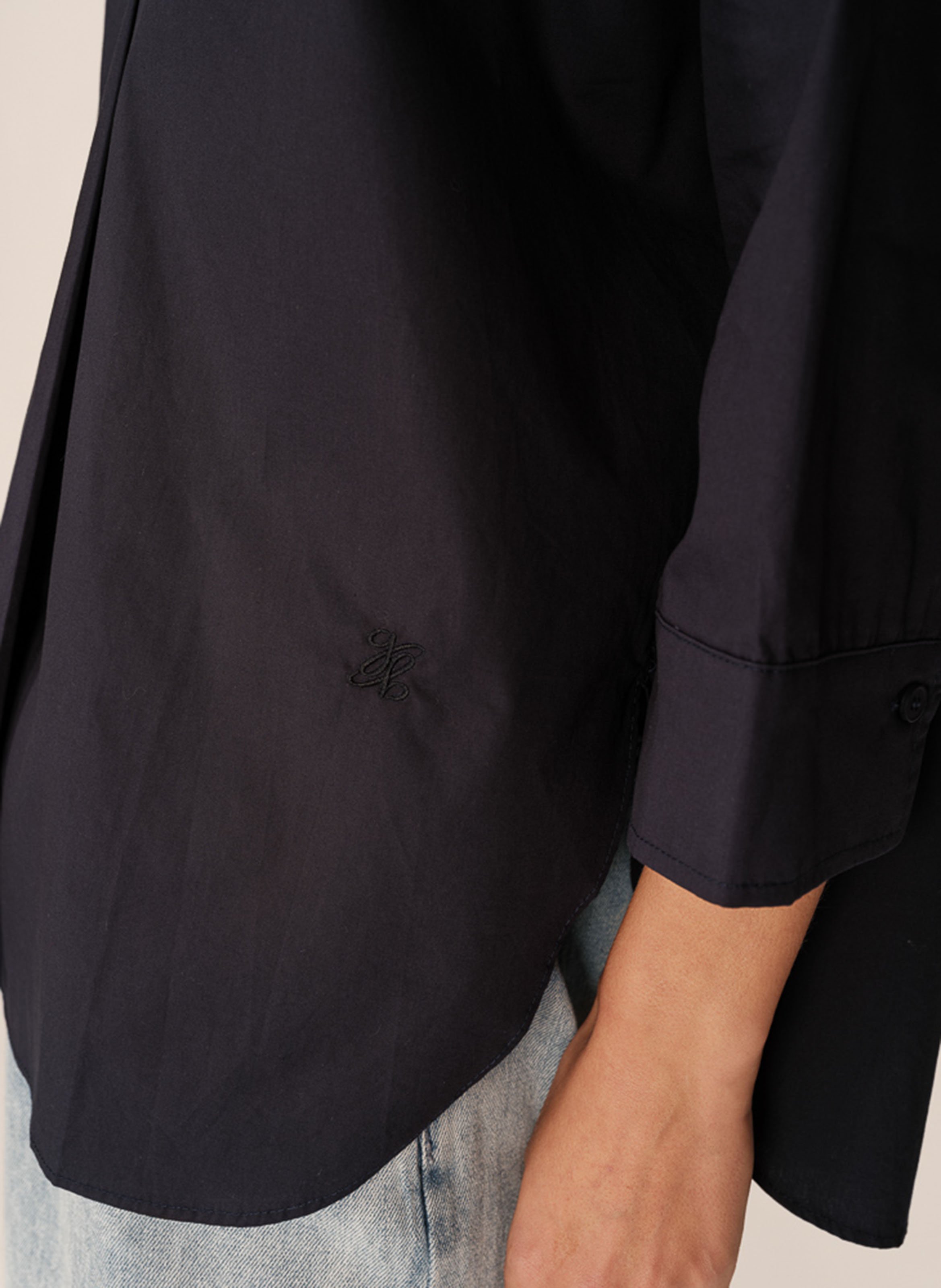 Loose-fit cotton V-neck blouse Blue