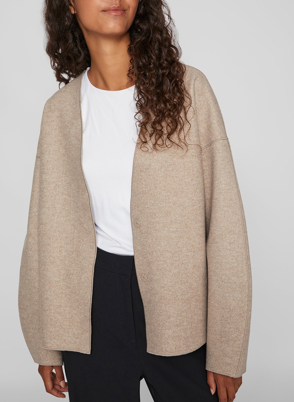Light loose-fitting v-neck jacket VILA Beige