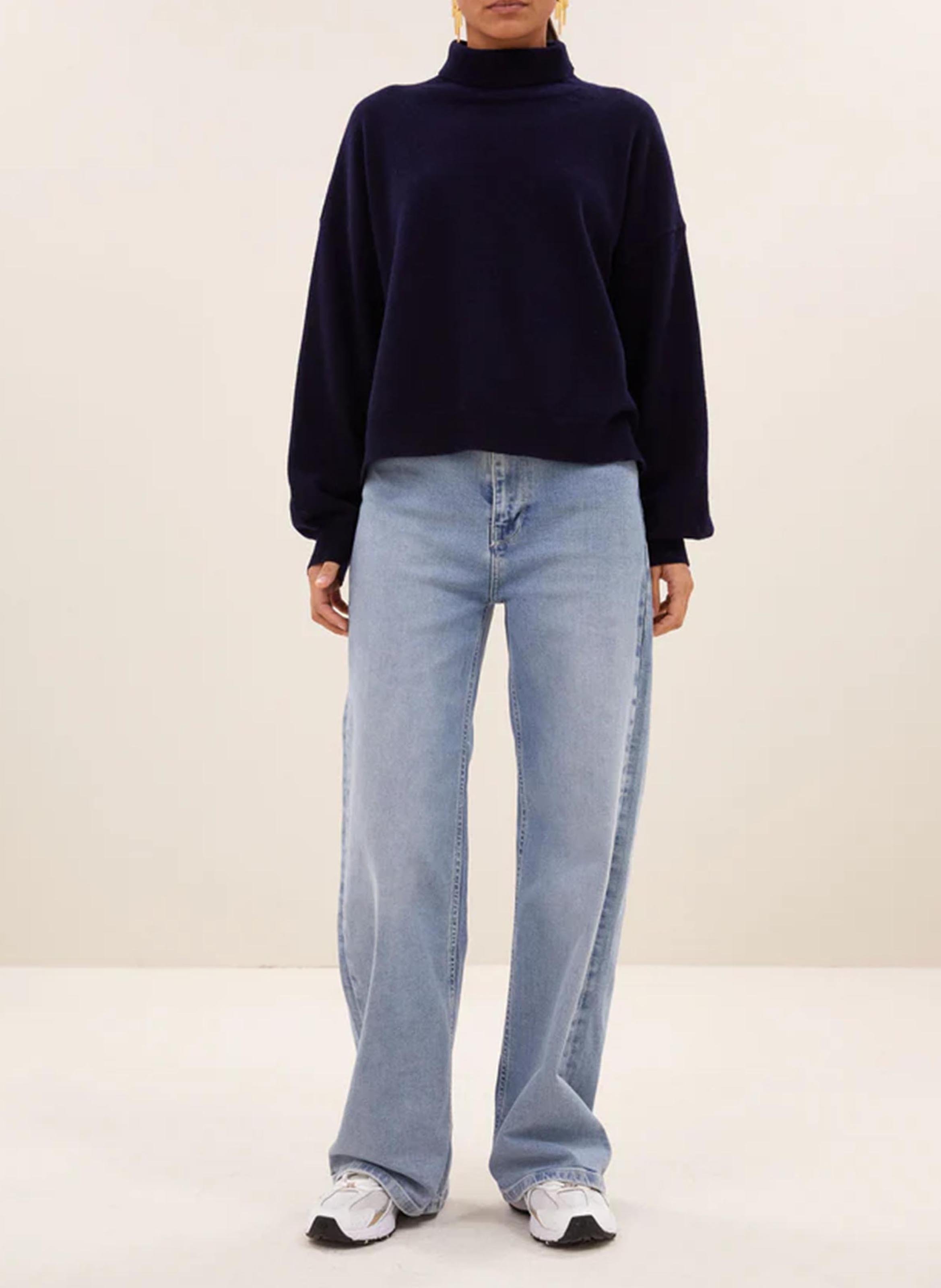 Oversized coltrui in effen wol BY BAR Blauw