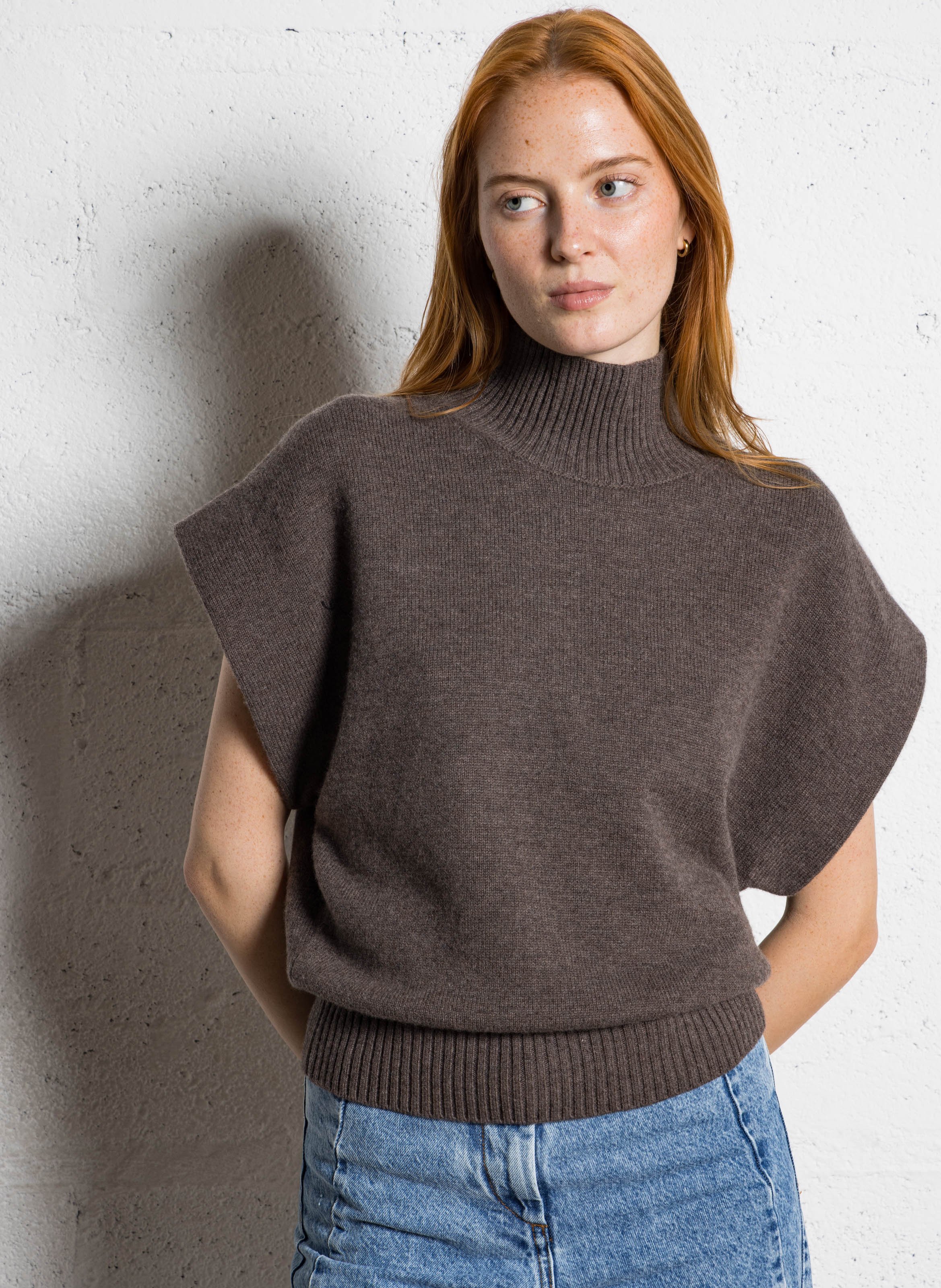 Pull oversize col montant en laine MARGAUX LONNBERG Marron