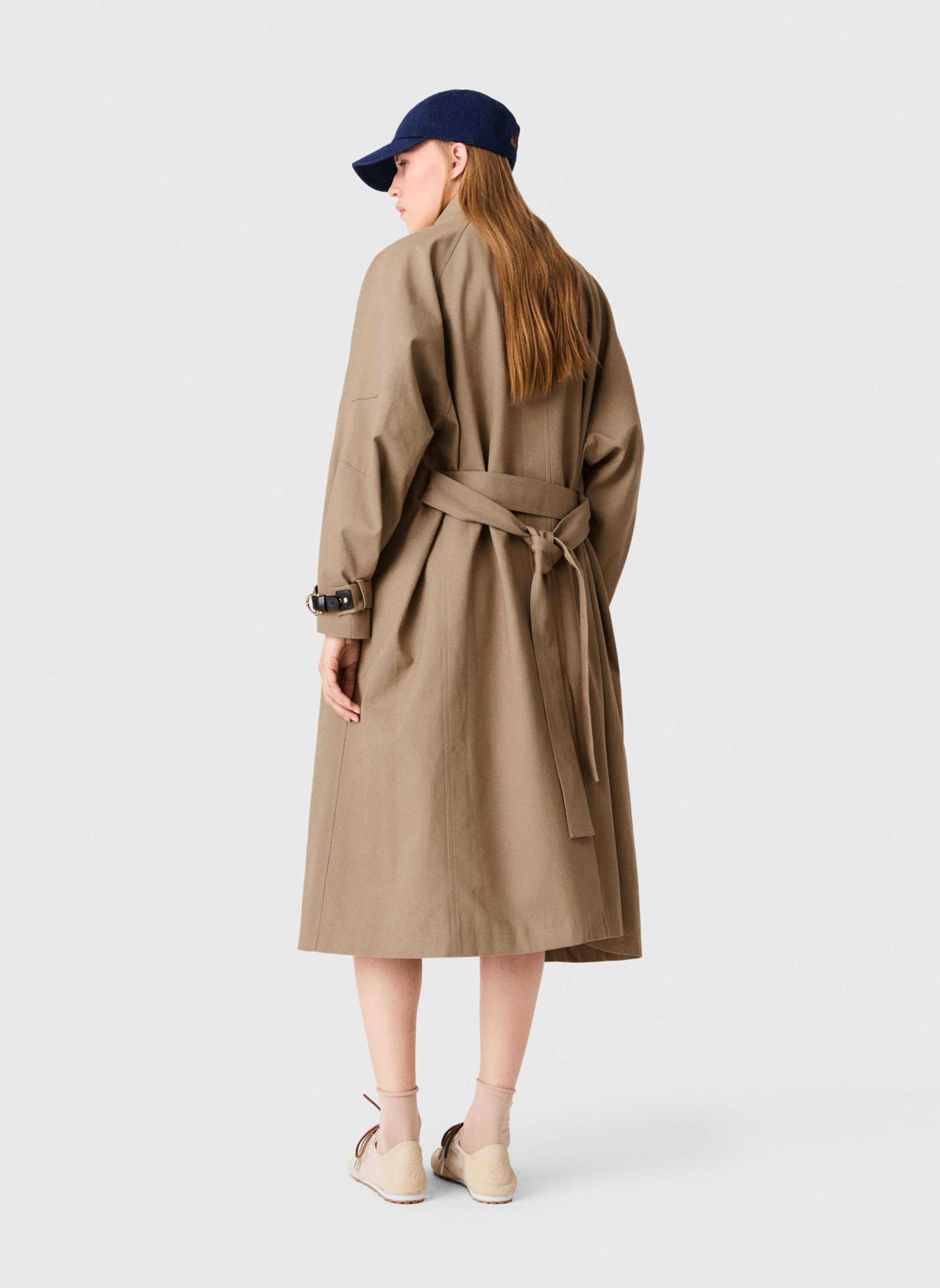 Trench met opstaande kraag van katoen MAJE Beige
