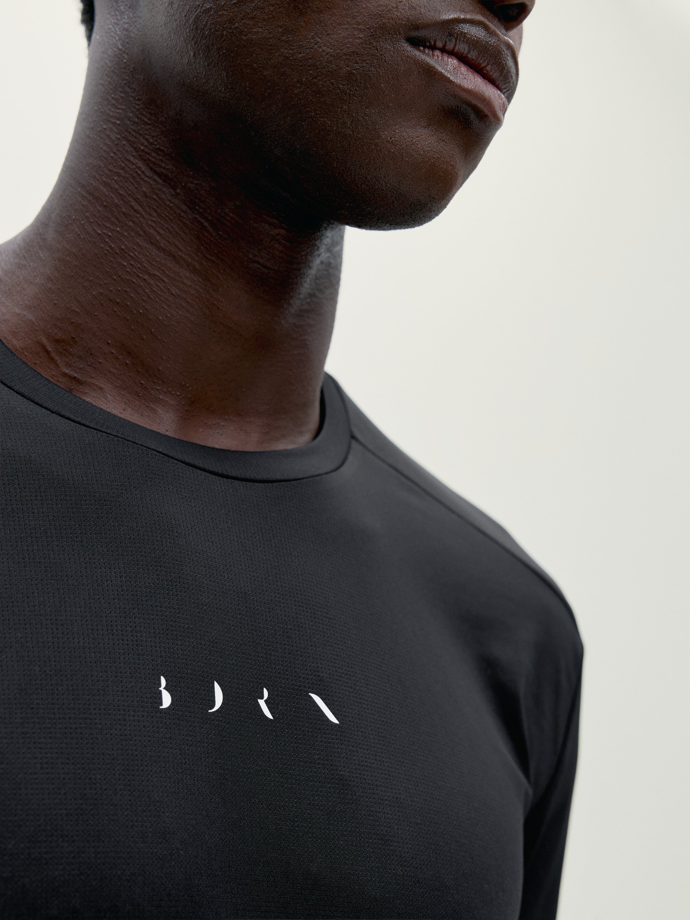 Men's sports t-shirt with short sleeves quick-drying BORN Black