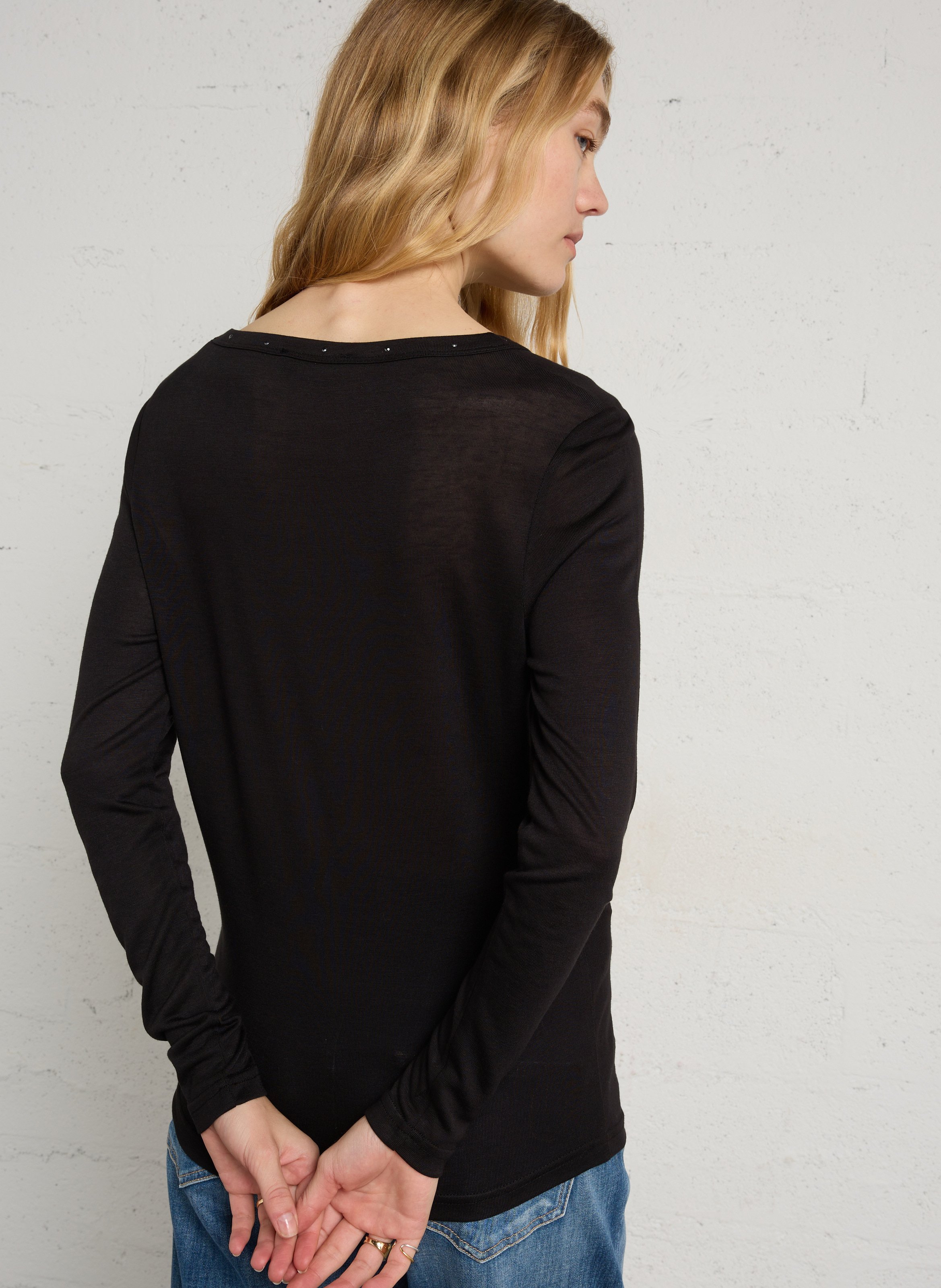 Recht T-shirt met ronde h LE TEMPS DES CERISES Zwart
