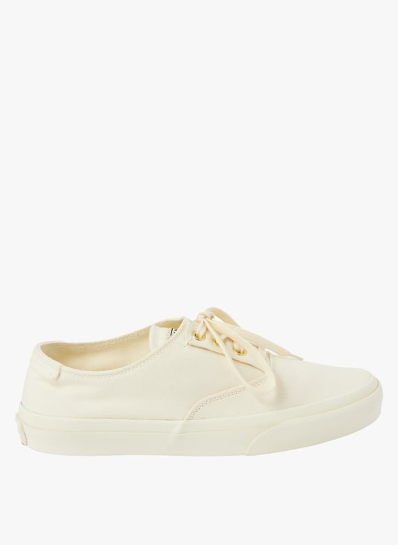 White Low top canvas sneakers