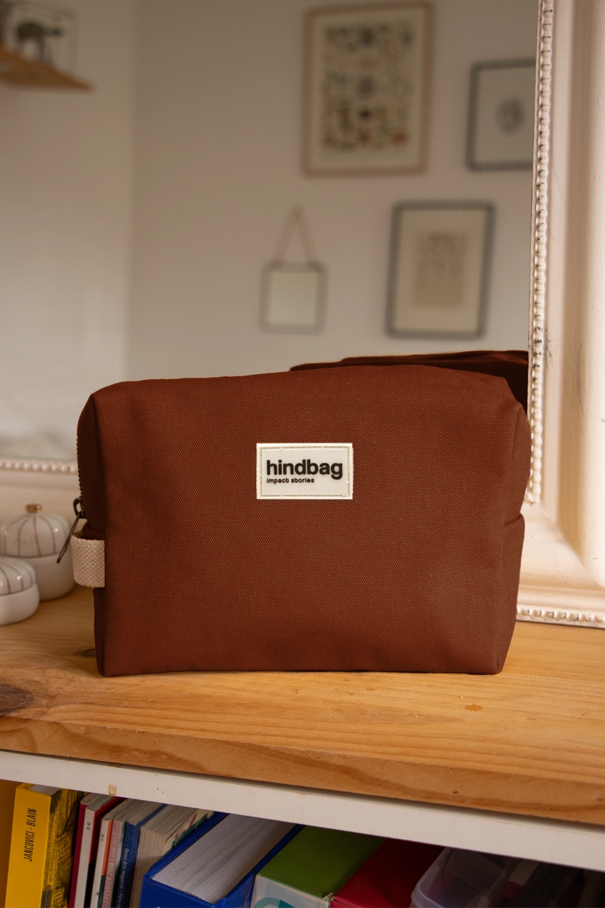 Cotton toiletry bag Brown