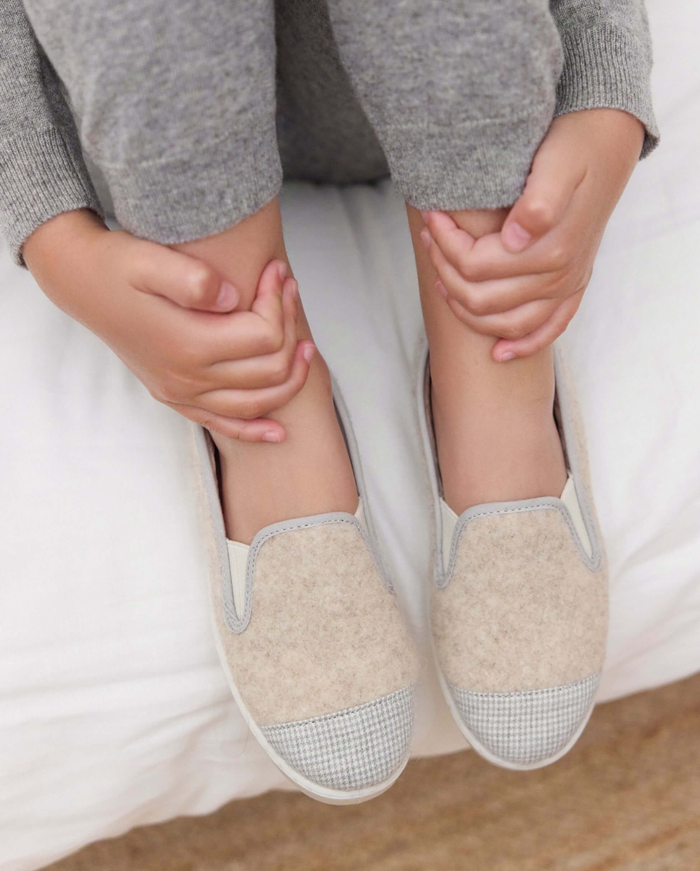 Child slipper collaboration with Tartine et Chocolat, checkered pattern ANGARDE Beige