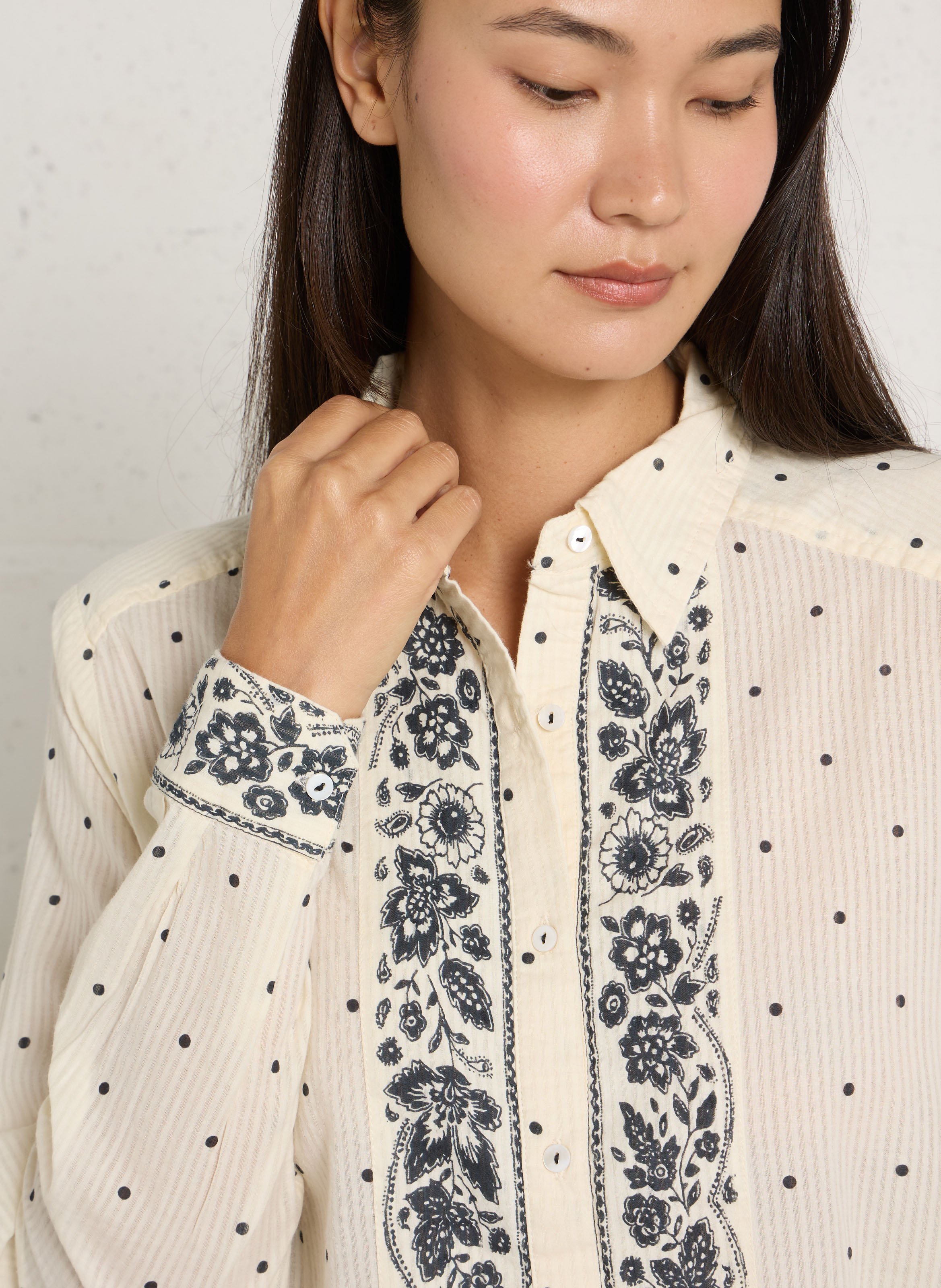 Gerader Baumwollblusen mit Muster MAISON HOTEL Weiss