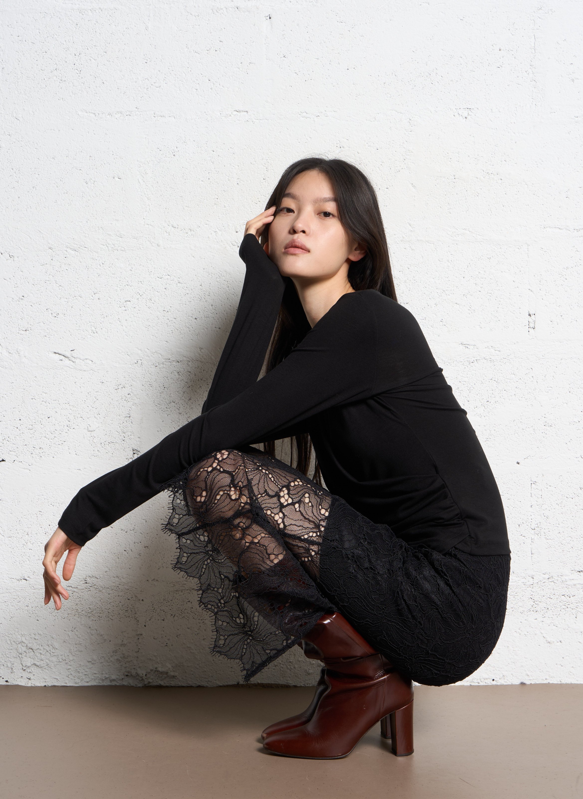 Tee-shirt uni ajusté avec drapé SUNCOO Noir