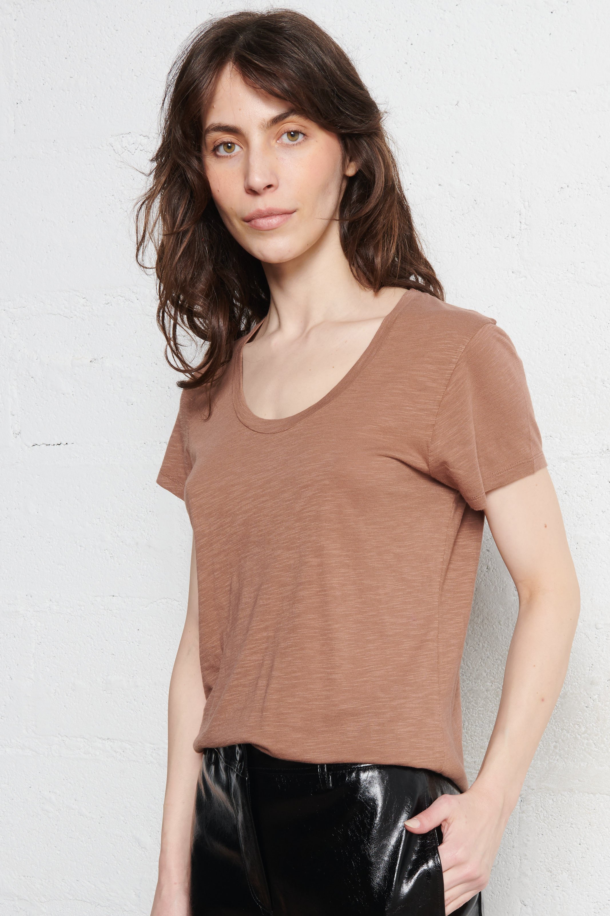 Tee-shirt col rond en coton mélangé AMERICAN VINTAGE Marron