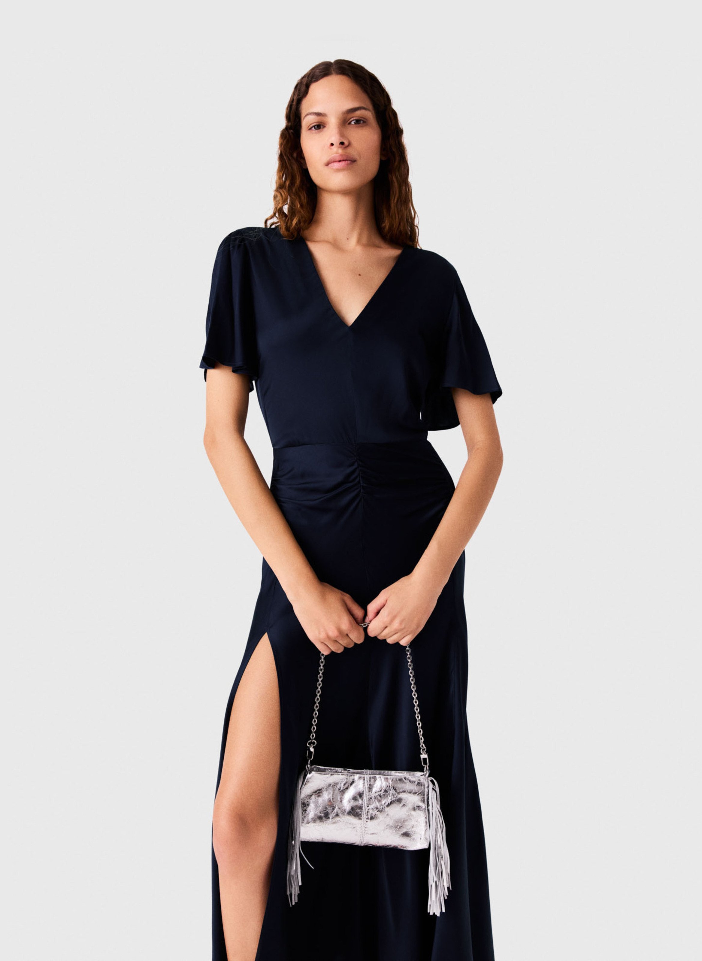 Lange gedrapeerde jurk met satijneffect MAJE Blauw
