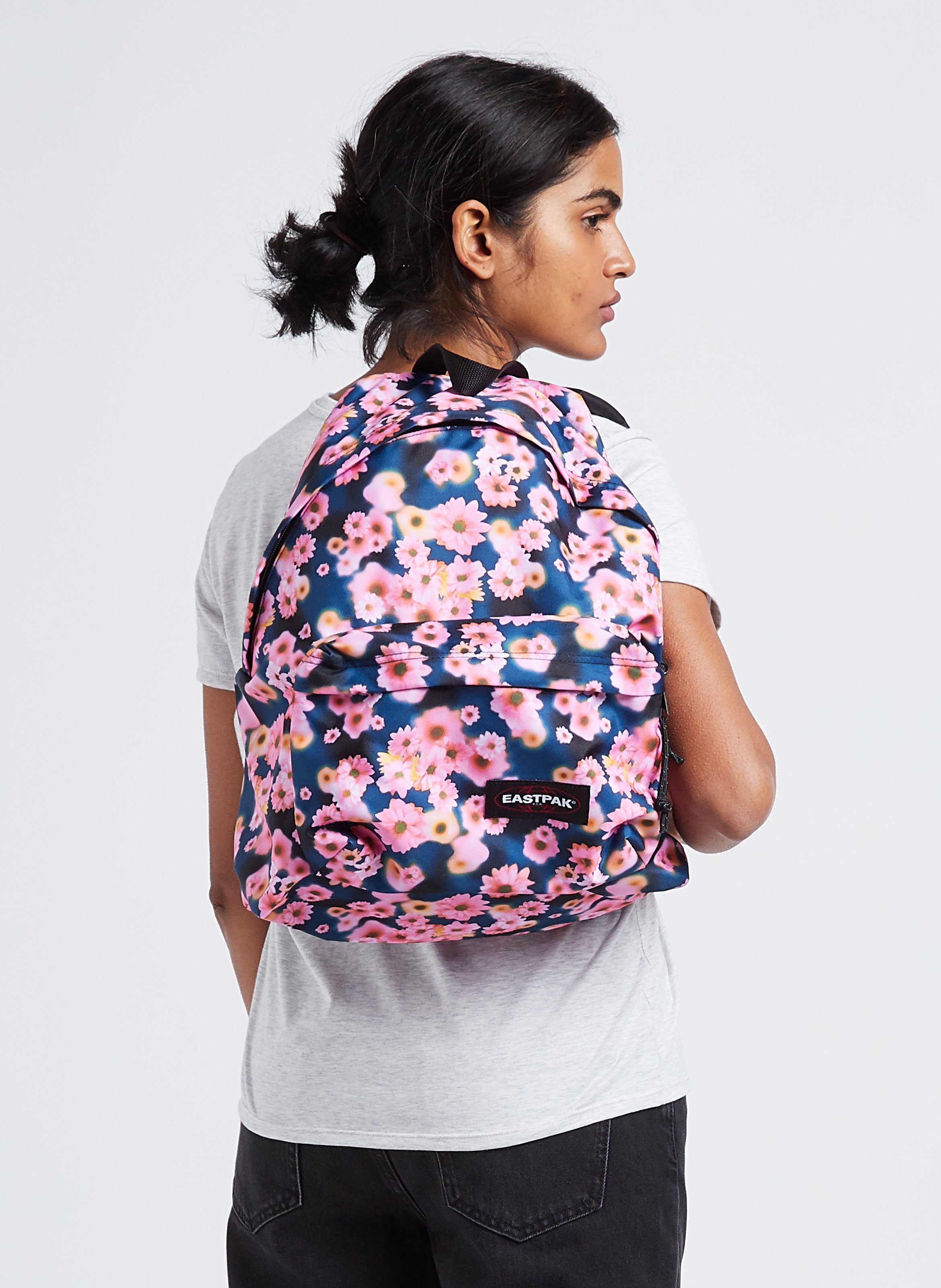 Zip up Canvas Backpack Soft Navy Eastpak Women Place des Tendances