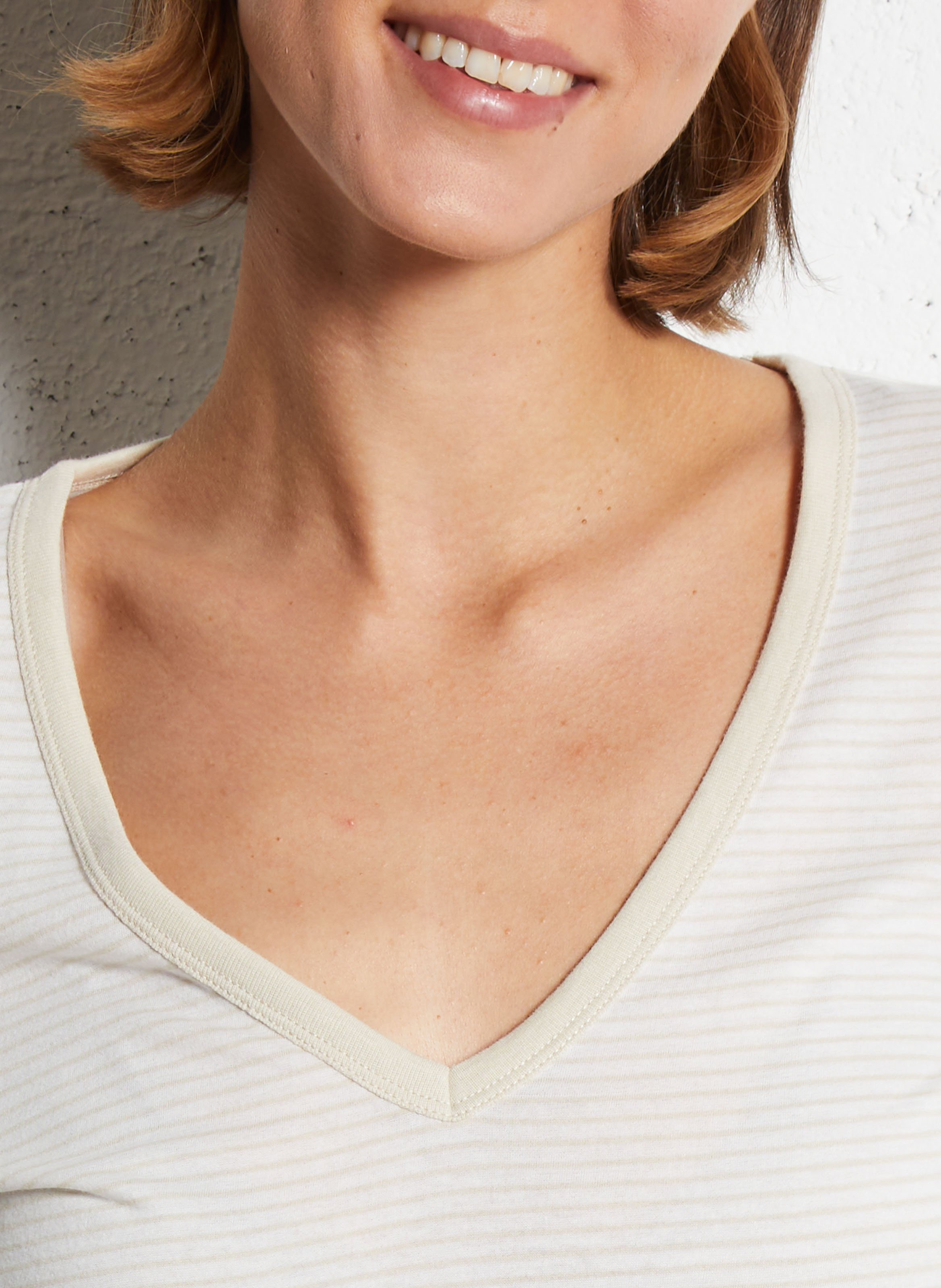 V-neck organic cotton T-shirt MAJESTIC FILATURES Beige