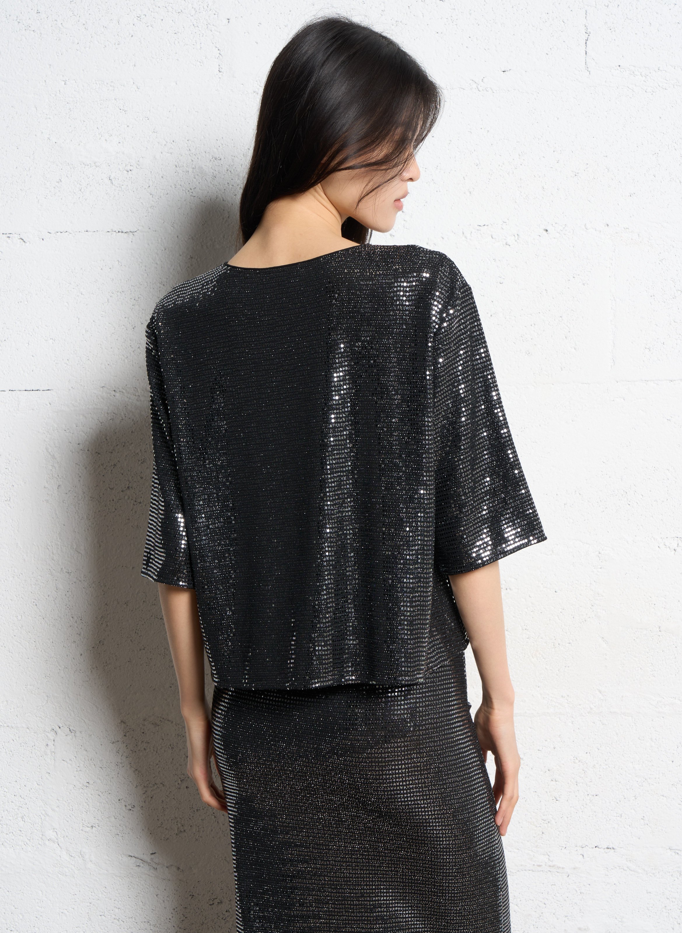 Großes Top mit kurzen Paillettenärmeln SUNCOO Silber