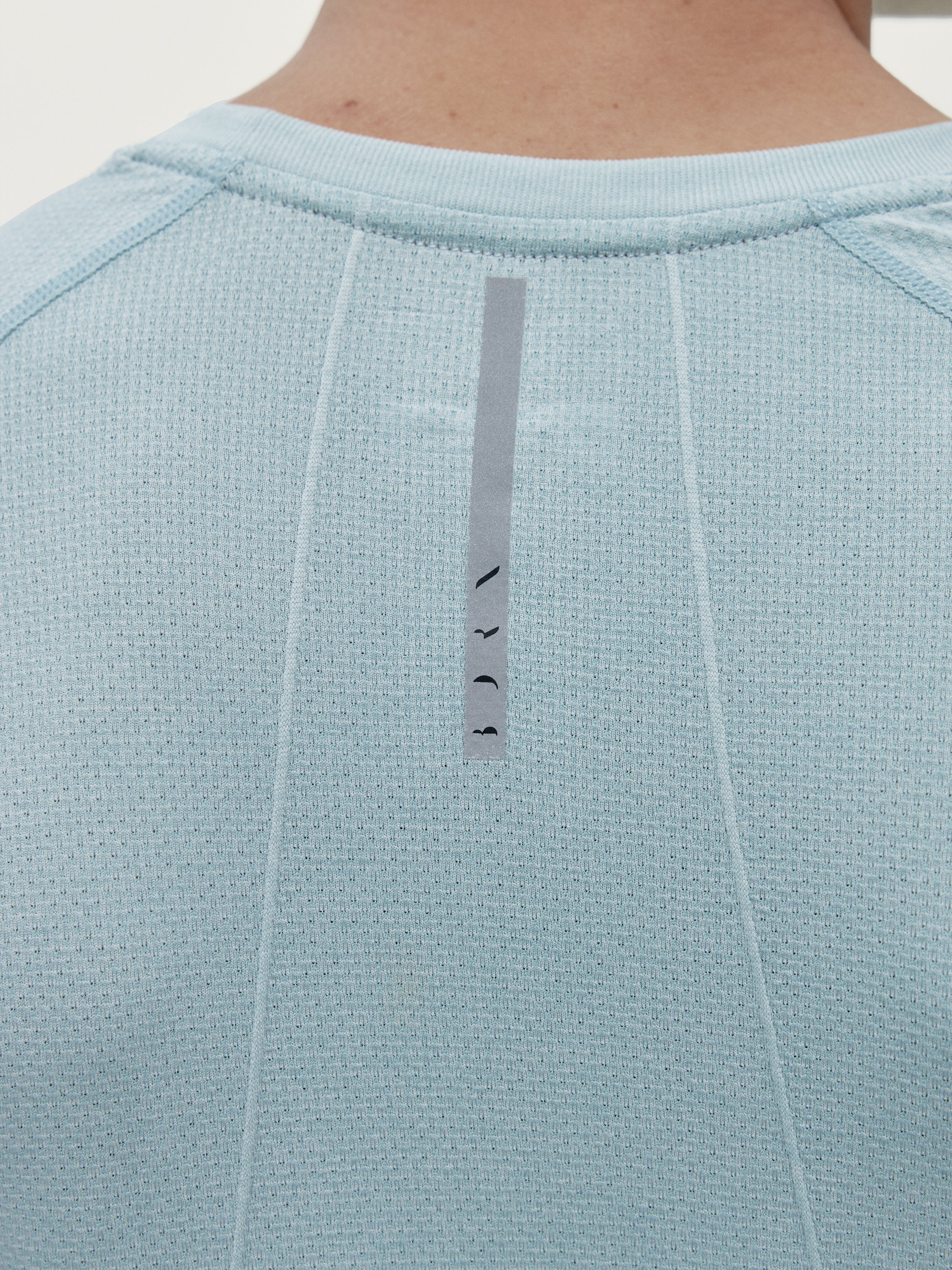 Sport t-shirt from Otawa BORN LIVING YOGA Blue