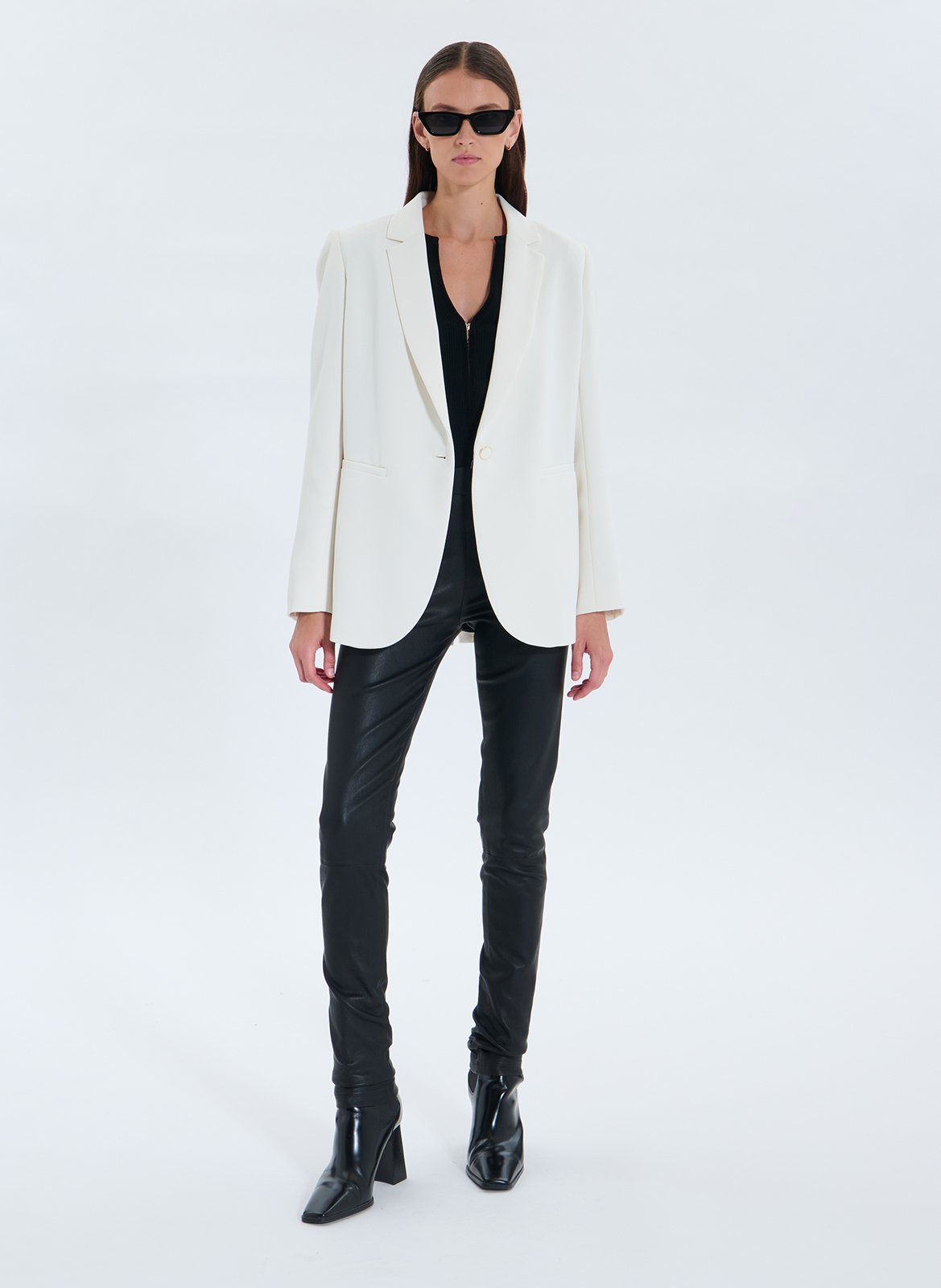 Pantalón ajustado de cuero liso ZAPA Negro