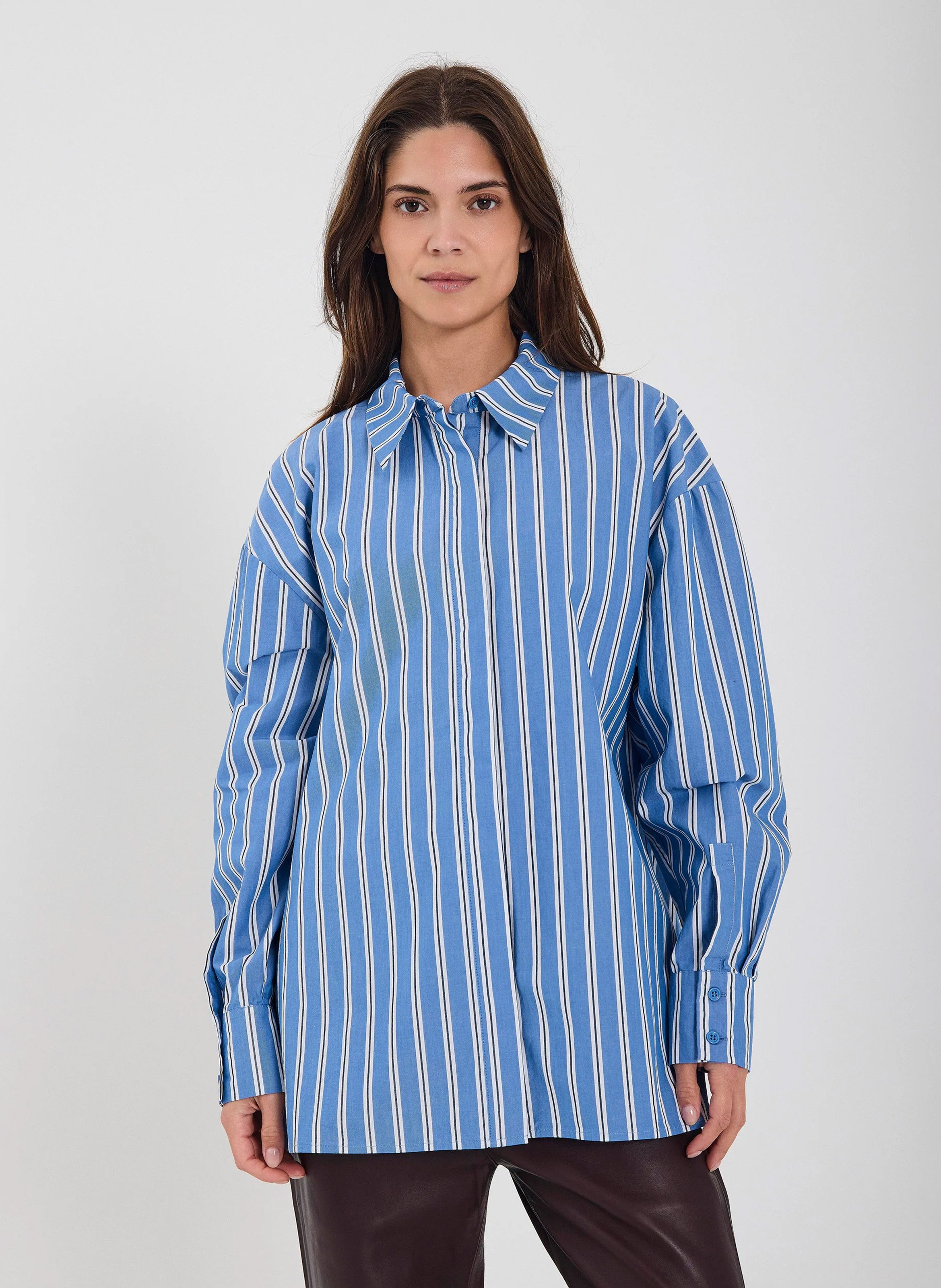 Chemise oversize col classique en coton rayé NORR Bleu