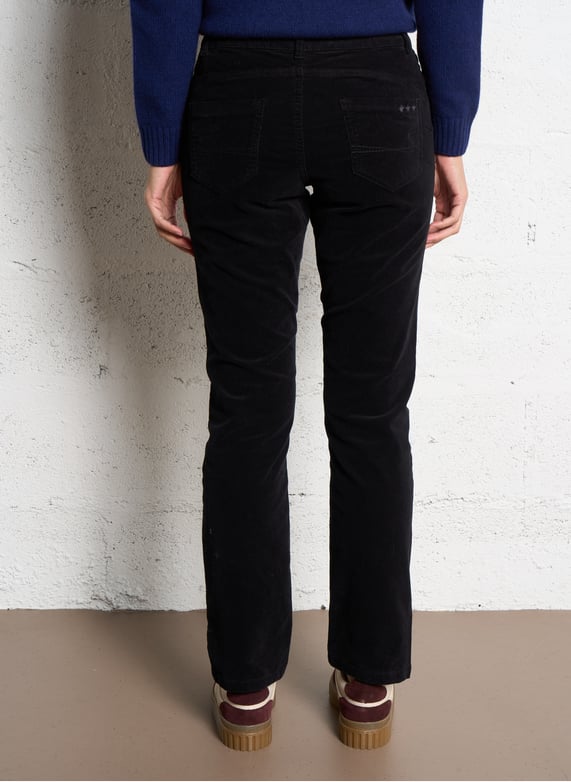 Pantalon slim velours en coton stretch | Noir by SUD EXPRESS Pantalon slim velours en coton stretch Noir