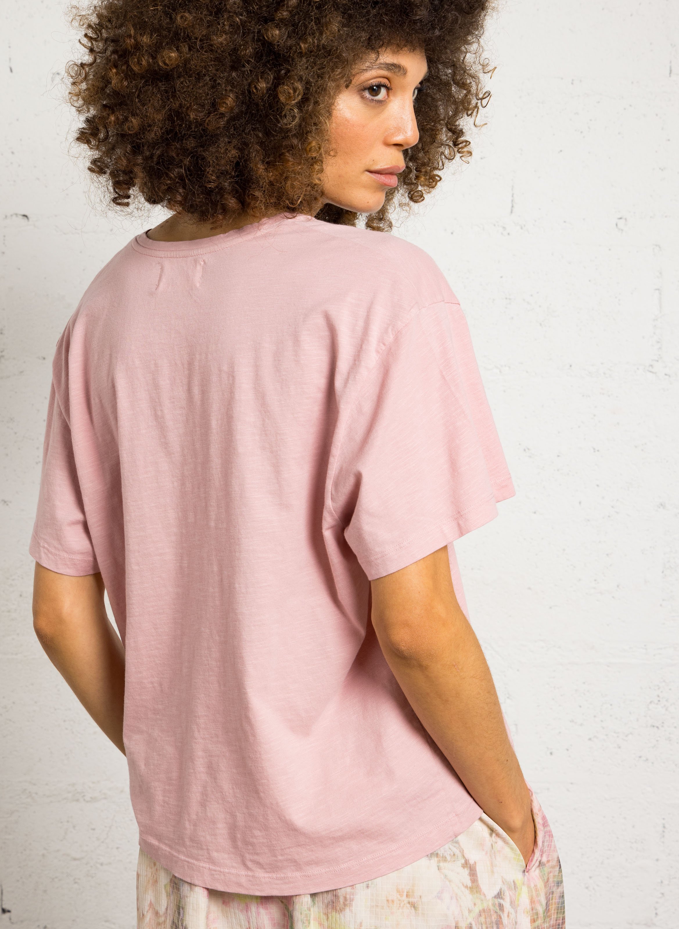 Tee-shirt ample col V en coton DES PETITS HAUTS Rose