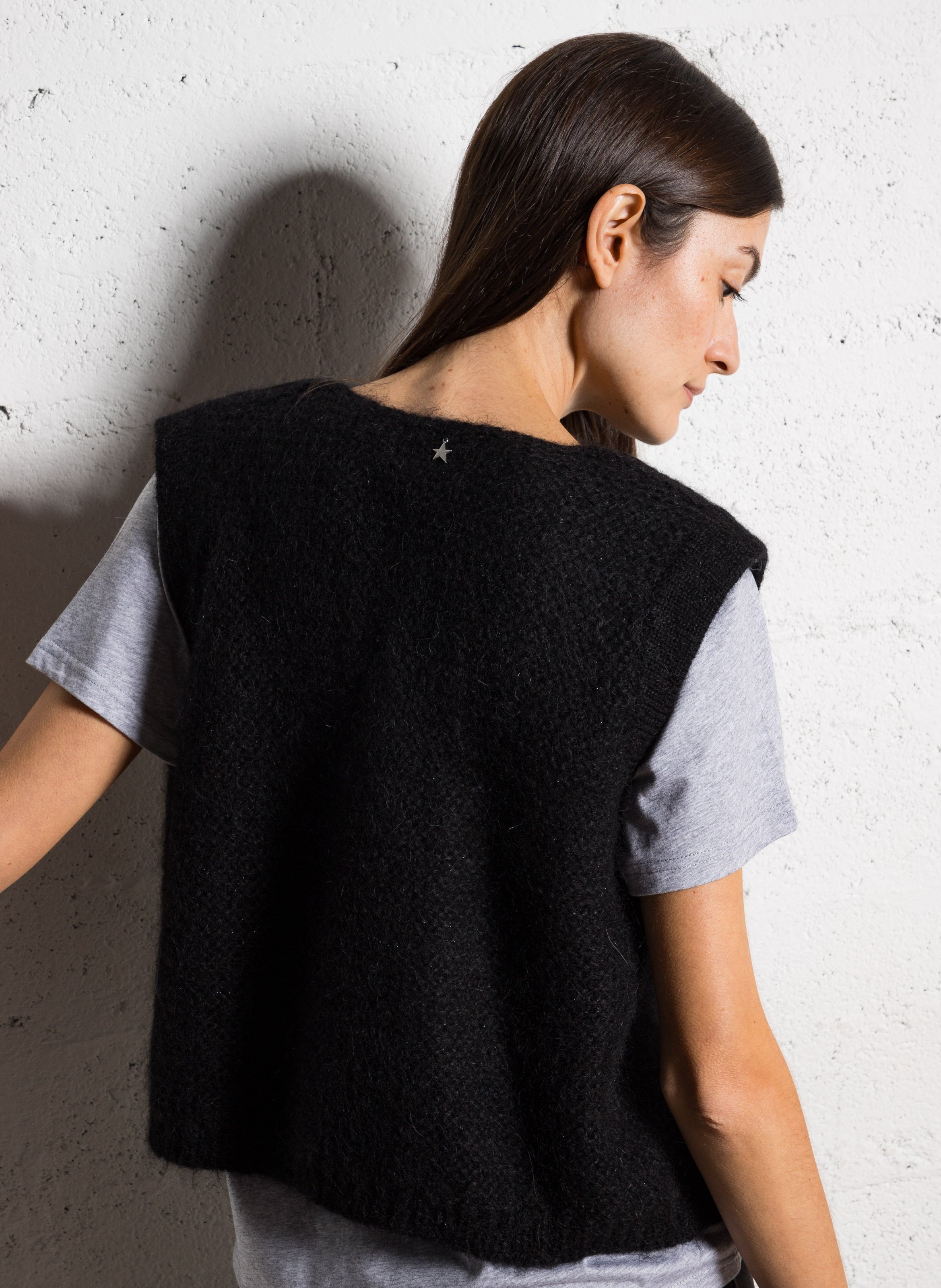 Gilet col rond droit en maille SUD EXPRESS Noir