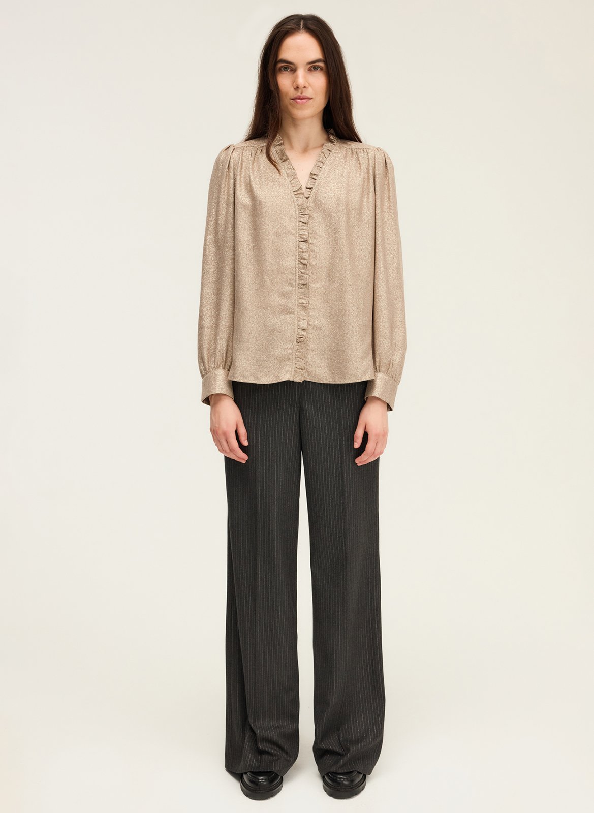 Straight V-neck shiny shirt PABLO Golden