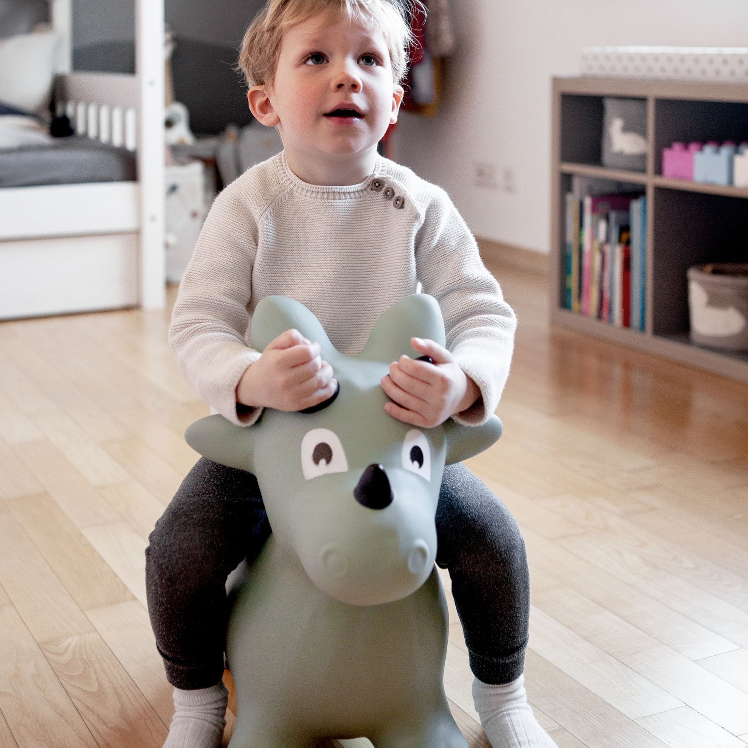 Inflatable sit-on cow KINDSGUT Green