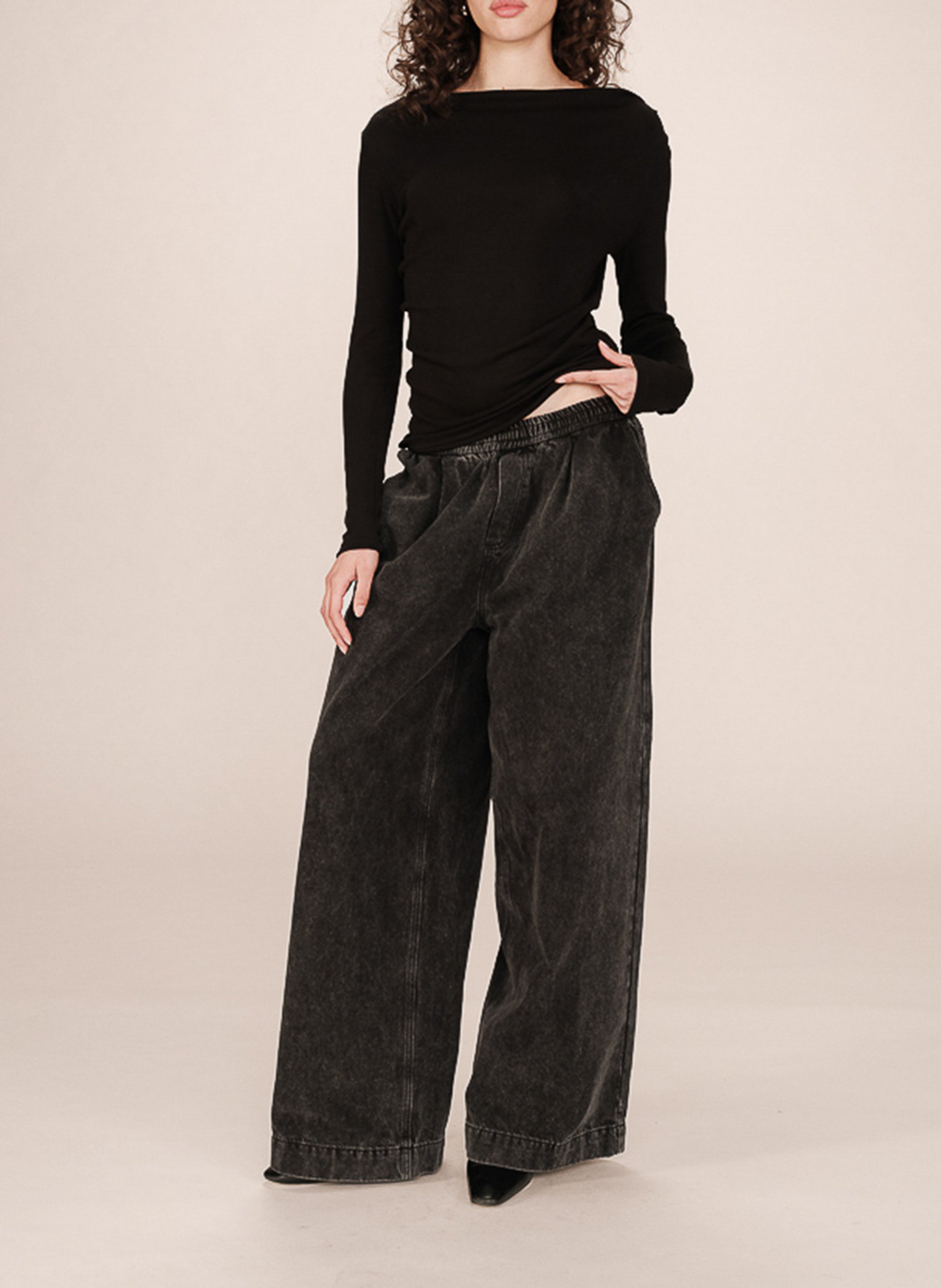 Boat-neck crepe sweater GRACE ET MILA Black