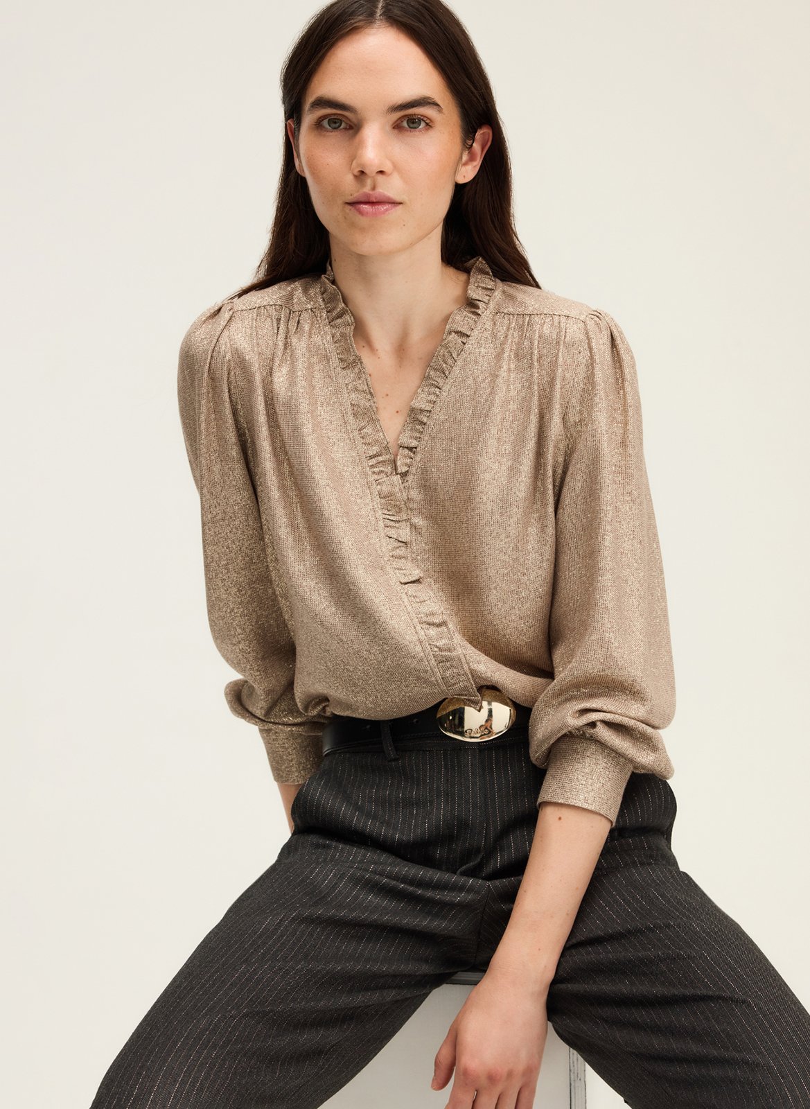 Straight V-neck shiny shirt PABLO Golden