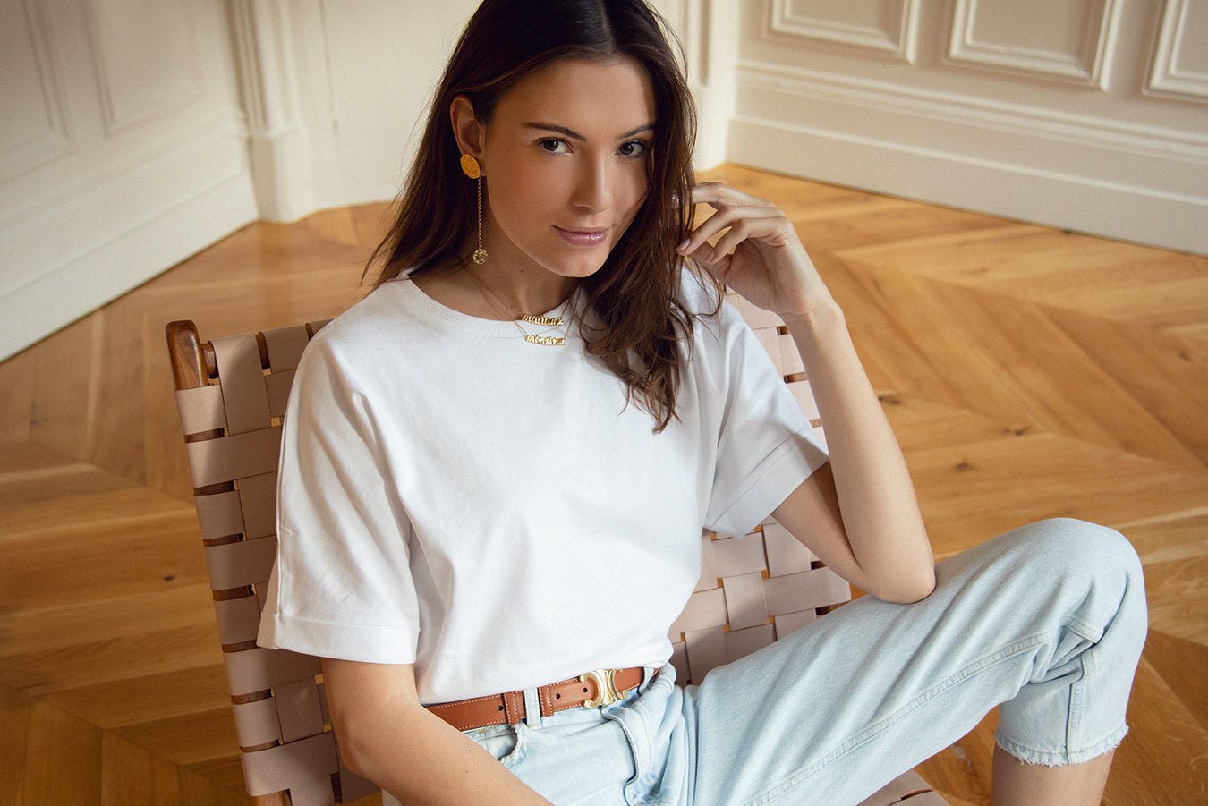 Hammered round gold-plated dangling earrings MONSIEUR SIMONE Golden