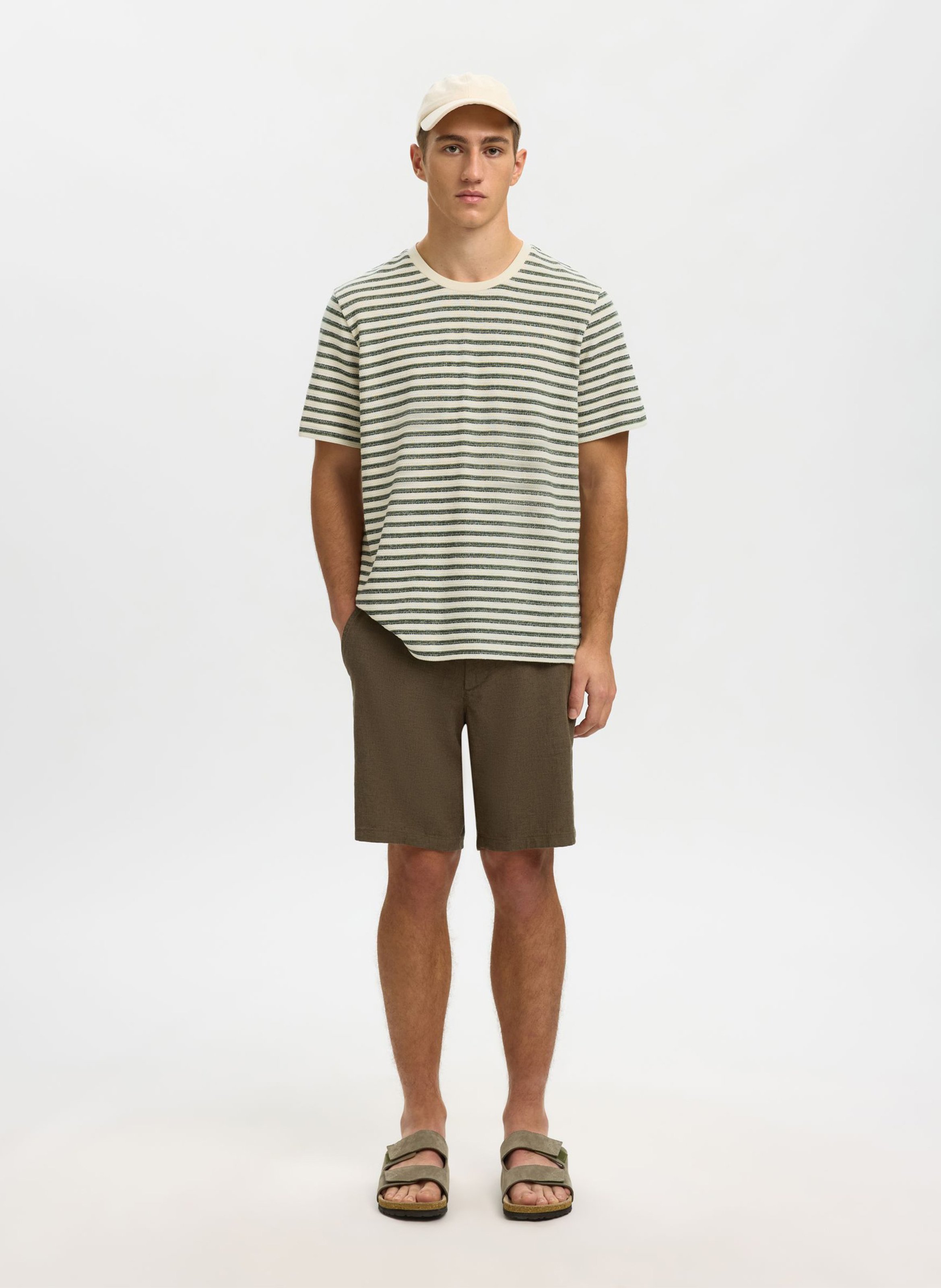 Rechte ronde hals T-shirt van gemengd biologisch katoen met strepen SELECTED Beige