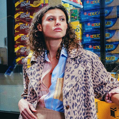 Quels sont les types de cols de chemise les plus populaires et leurs caractéristiques ?