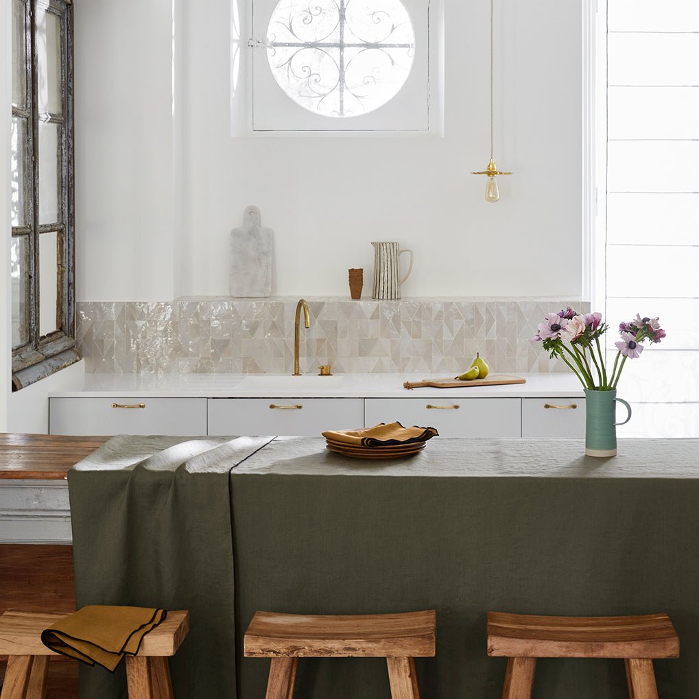 CARLINA - Rectangular linen tablecloth MADURA