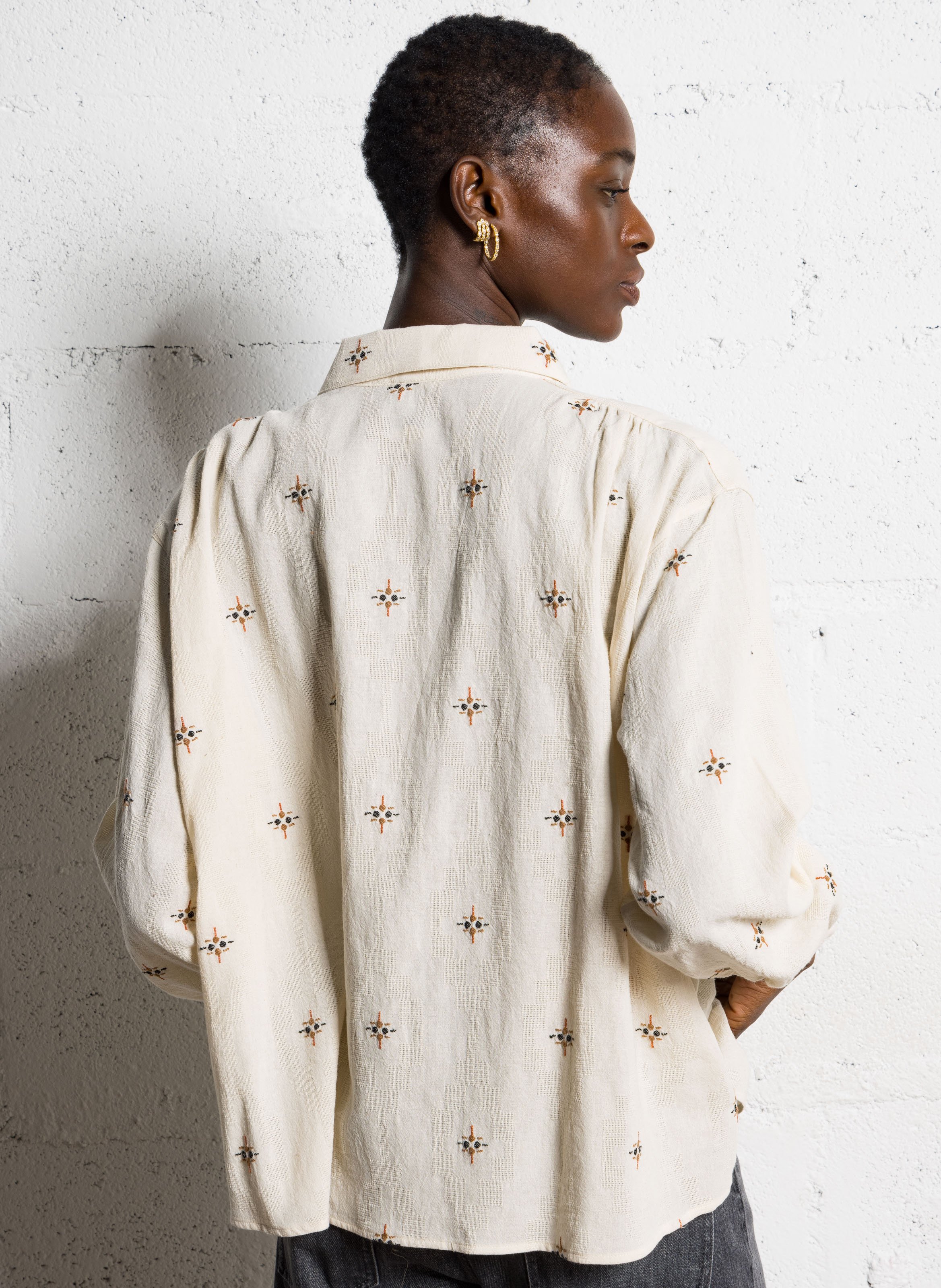 Chemise oversize en coton brodé SACRECOEUR Beige