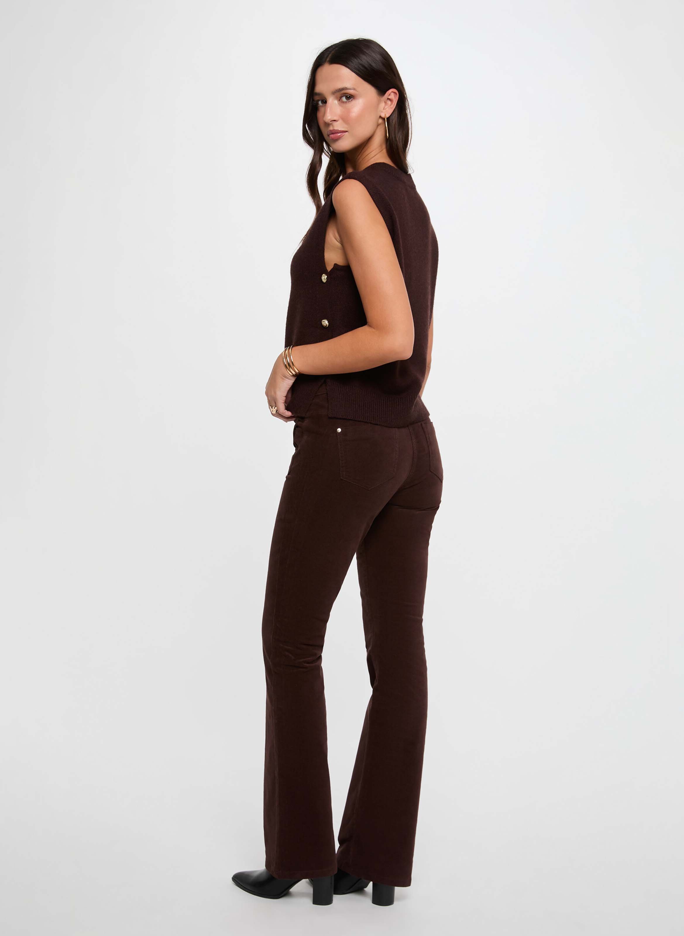 Plain V-neck sleeveless sweater MORGAN Brown