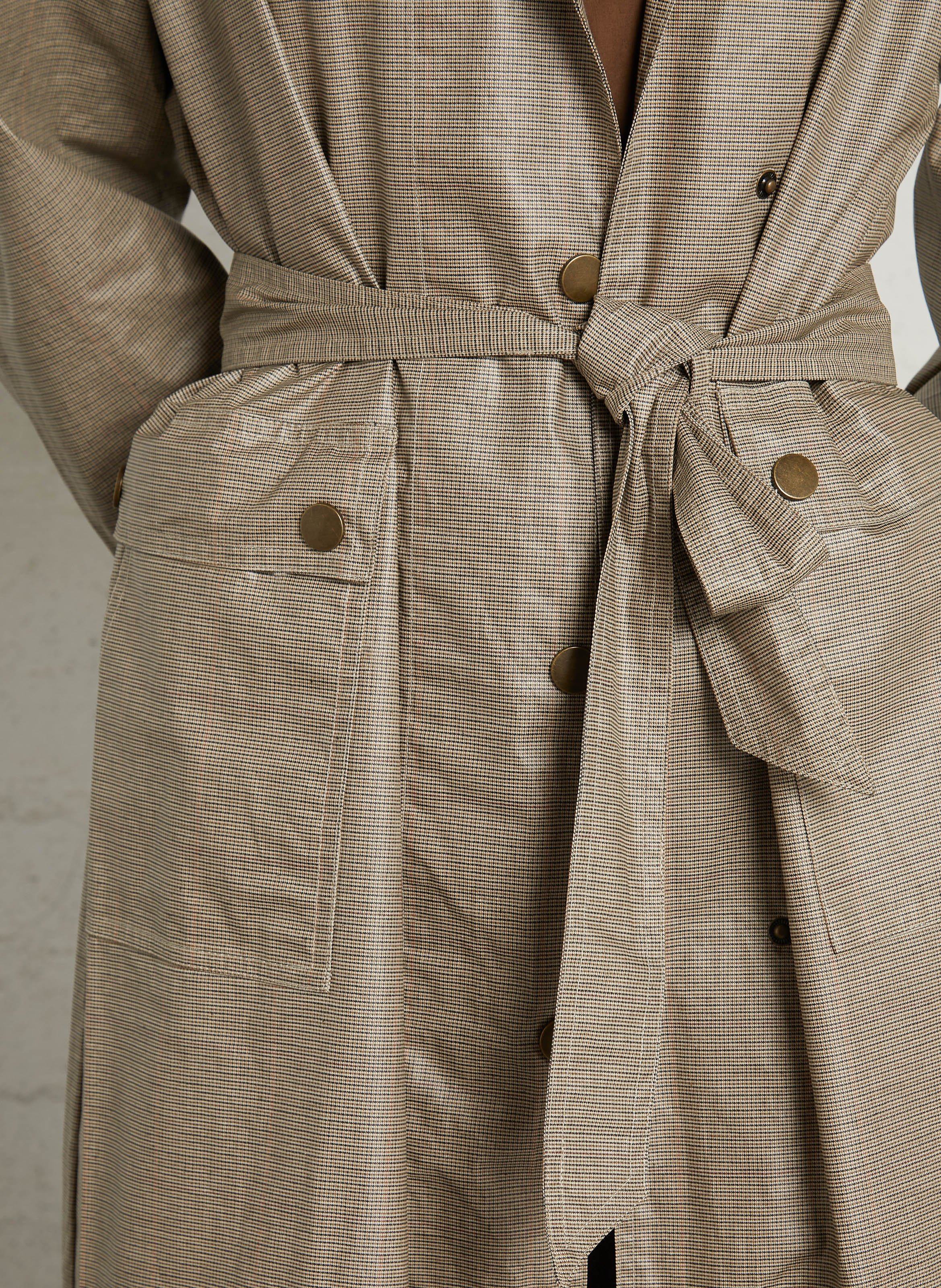 Straight-fit high-neck cotton windbreaker with belt LEON & HARPER Beige
