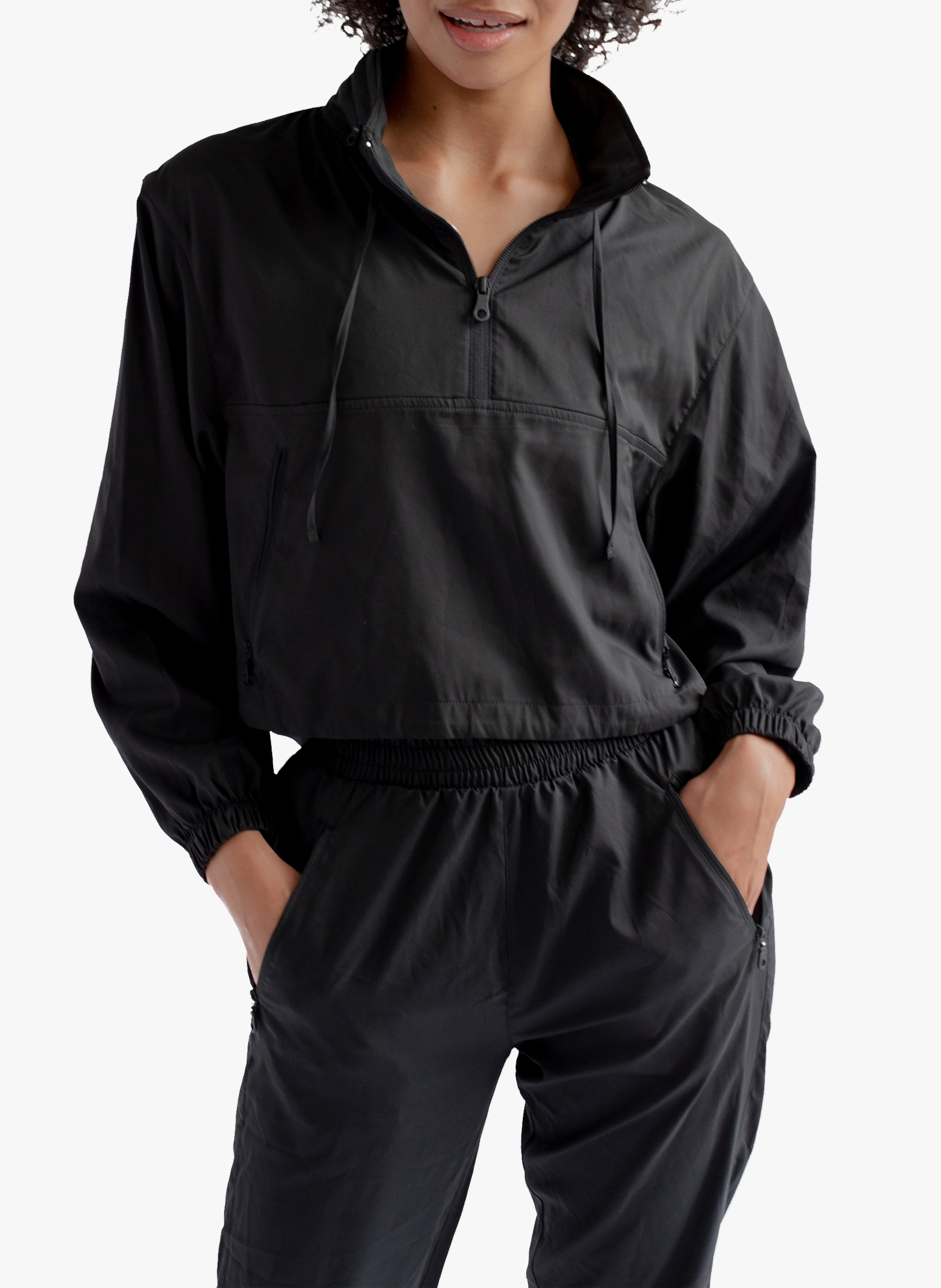 Giacca a vento waterproof con cappuccio Hummingbird GIRLFRIEND COLLECTIVE Nero