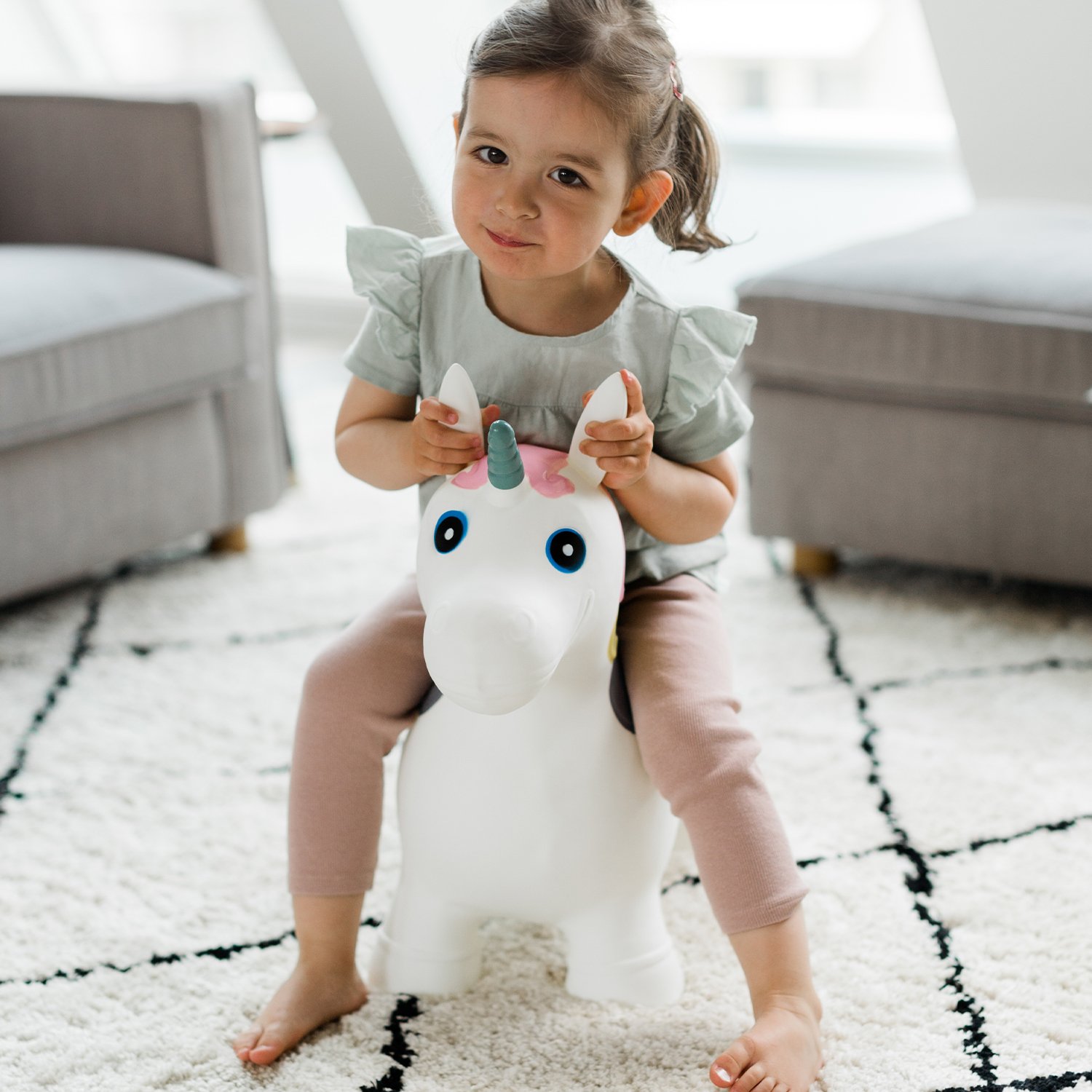 Inflatable sit-on cow KINDSGUT Pink