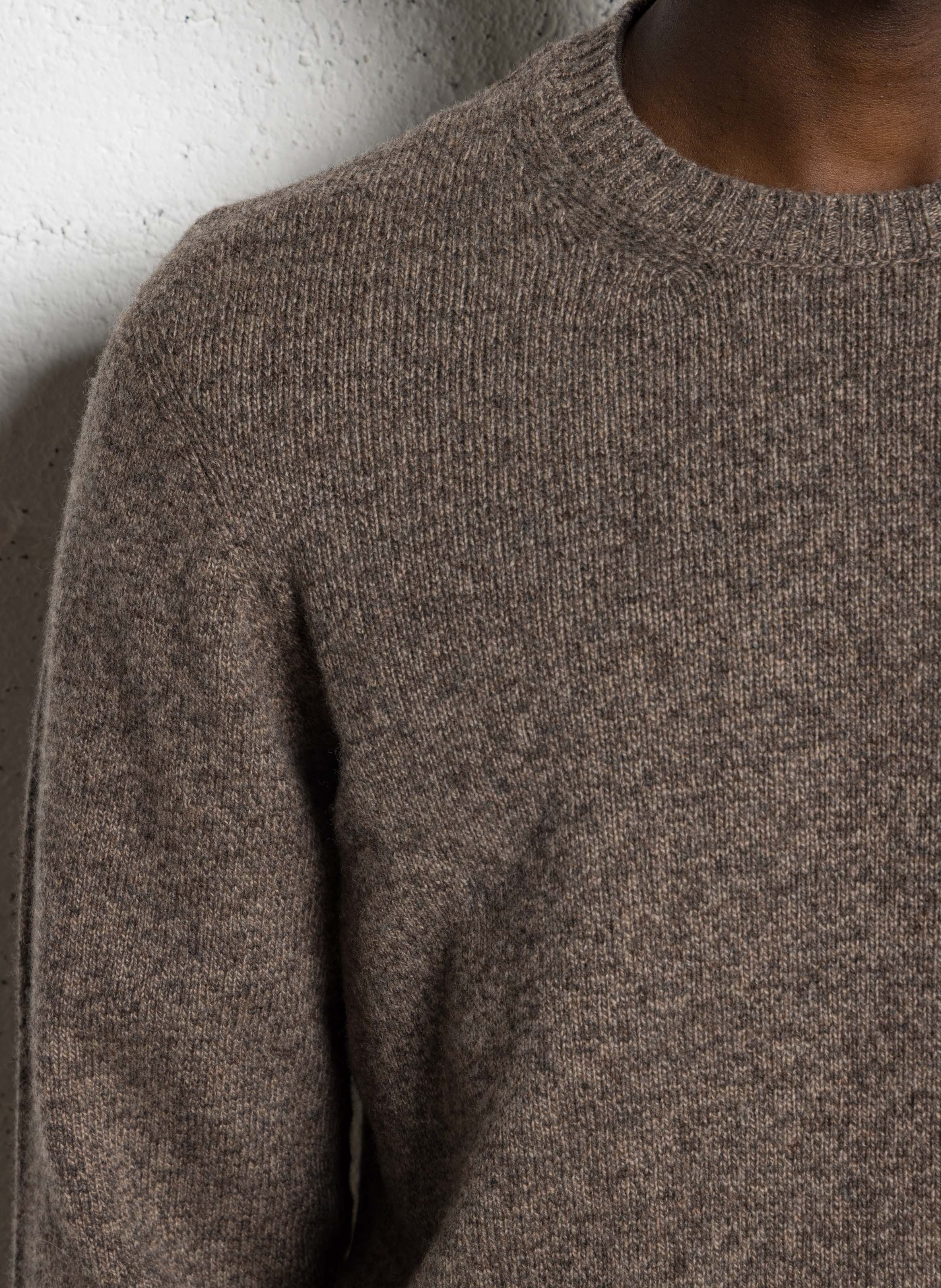 Pull droit col rond jacquard en laine HARTFORD Marron