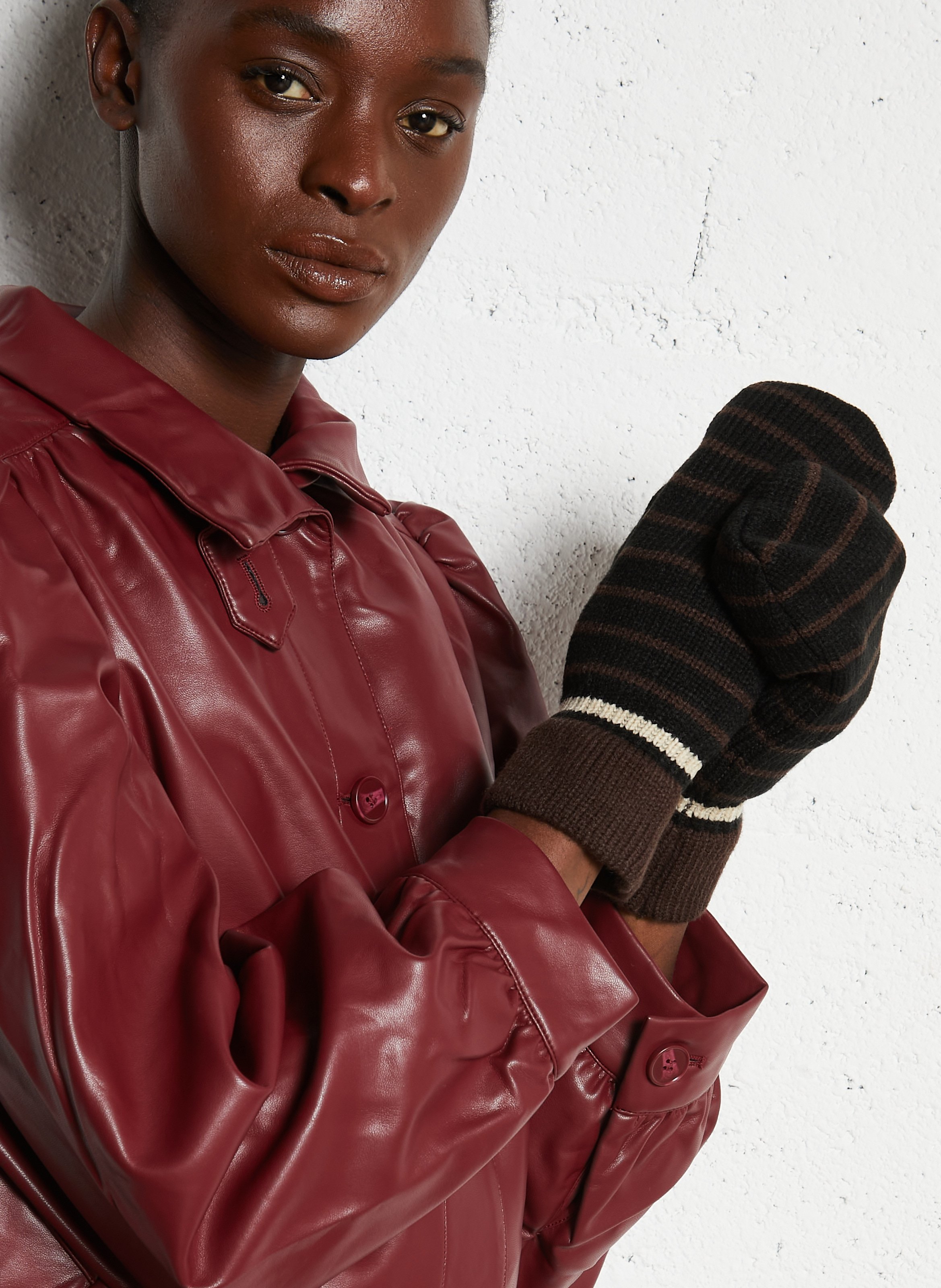 Gestreifte Fäustlinge BECKSONDERGAARD Schwarz