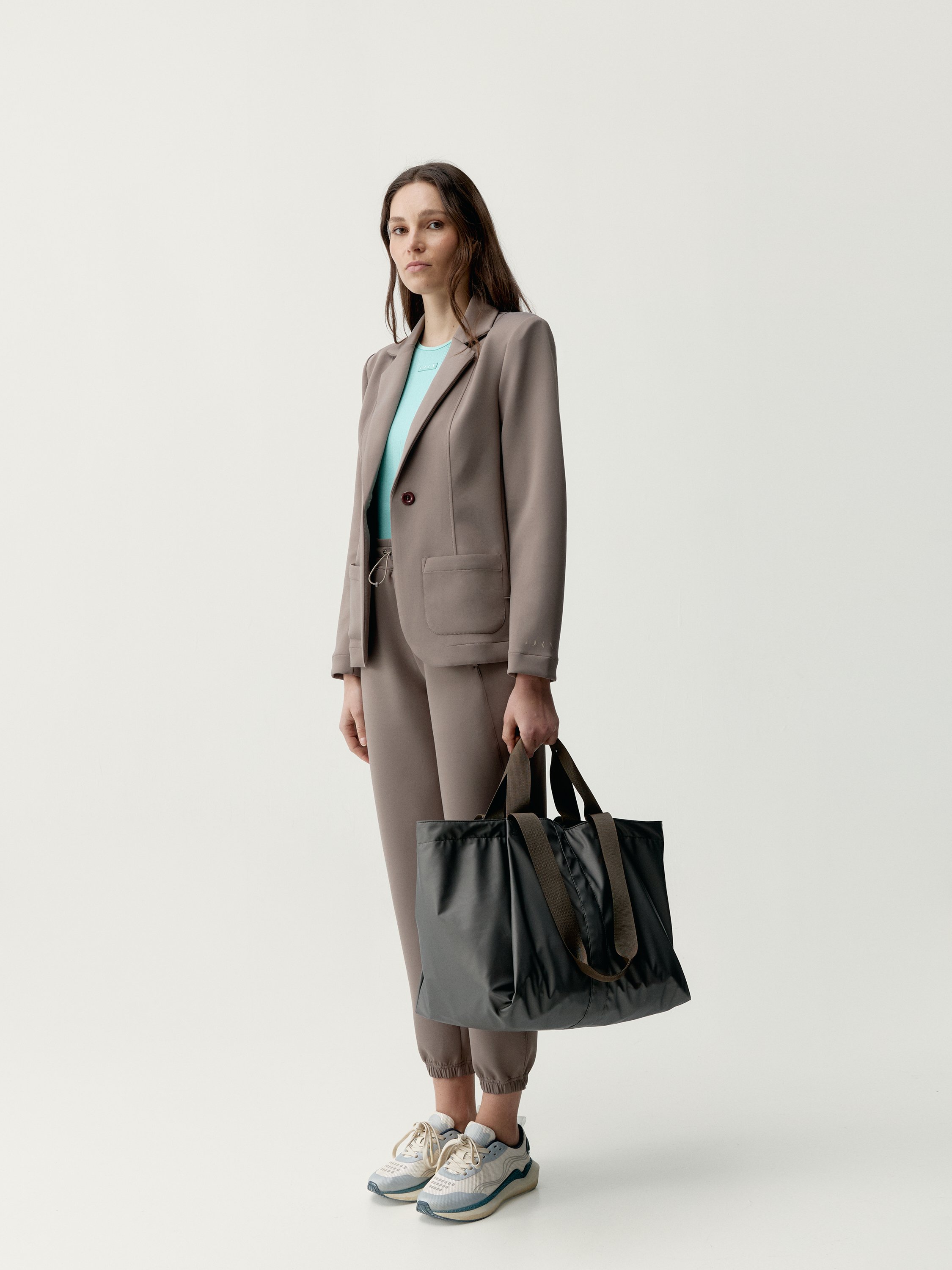 Straight-cut blazer, single-breasted Lyssa BORN Brown
