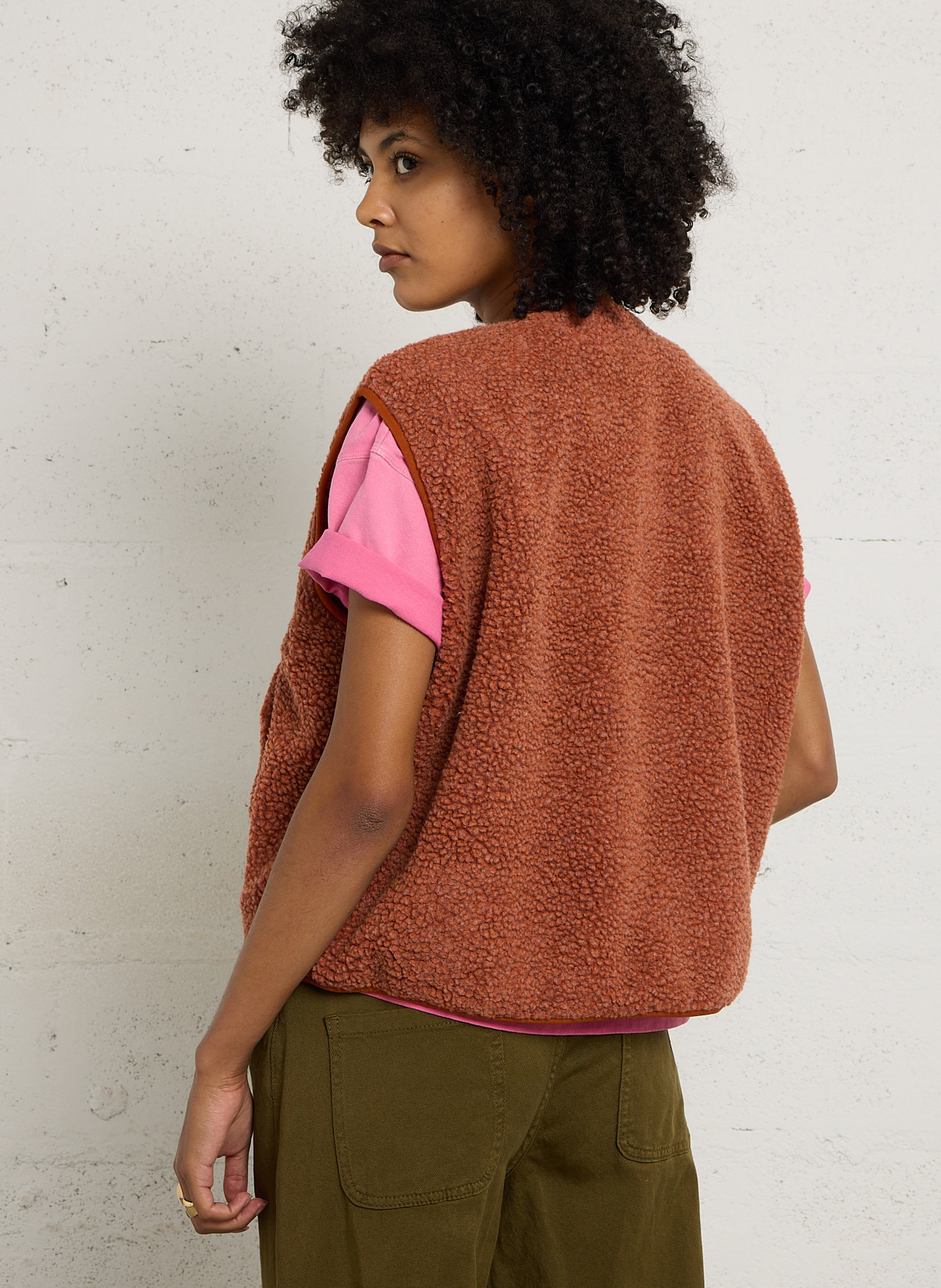 Gilet col rond molletonné sans manches AMERICAN VINTAGE Rouge