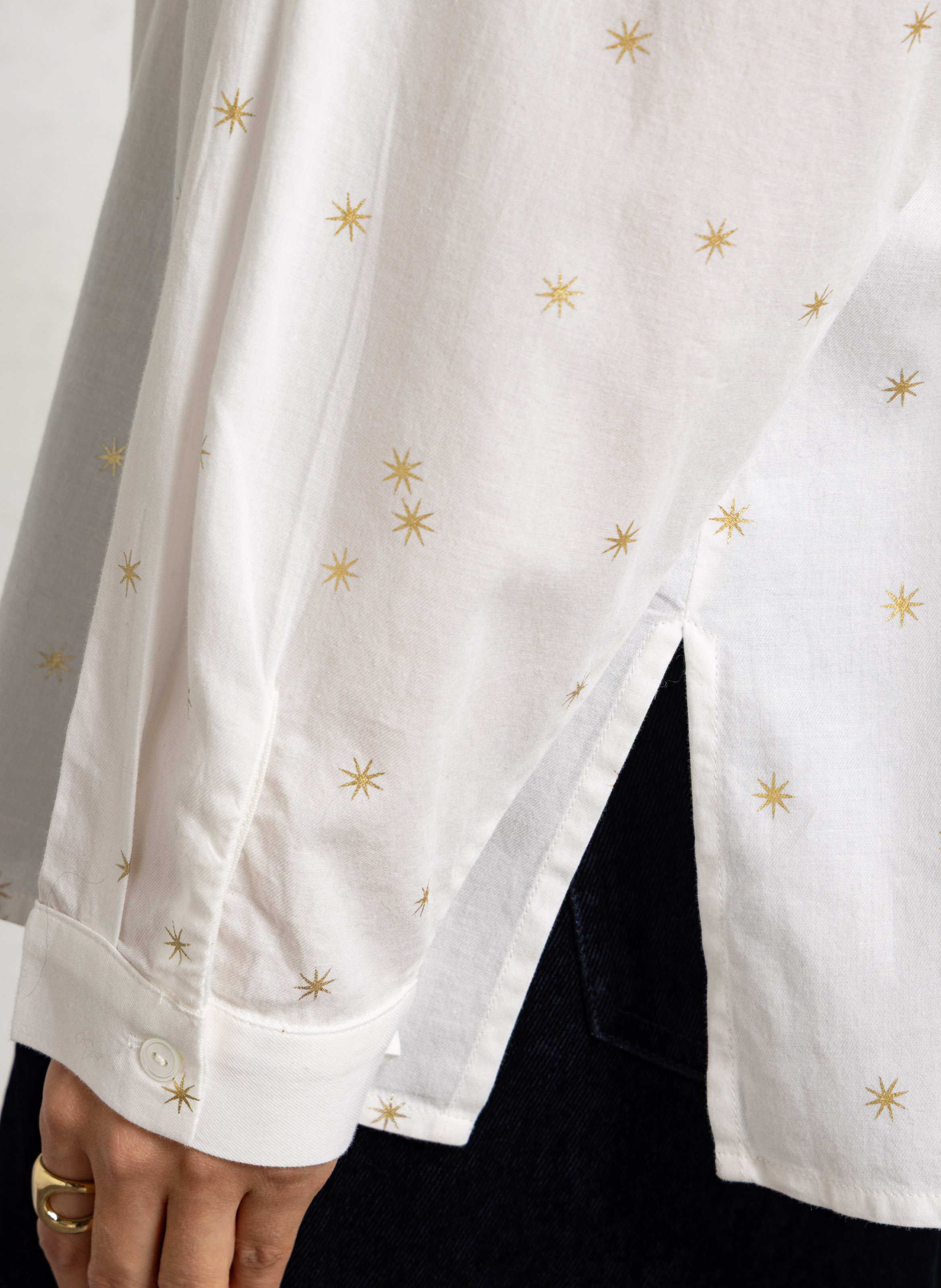 Loose-fitting star print cotton shirt DES PETITS HAUTS White