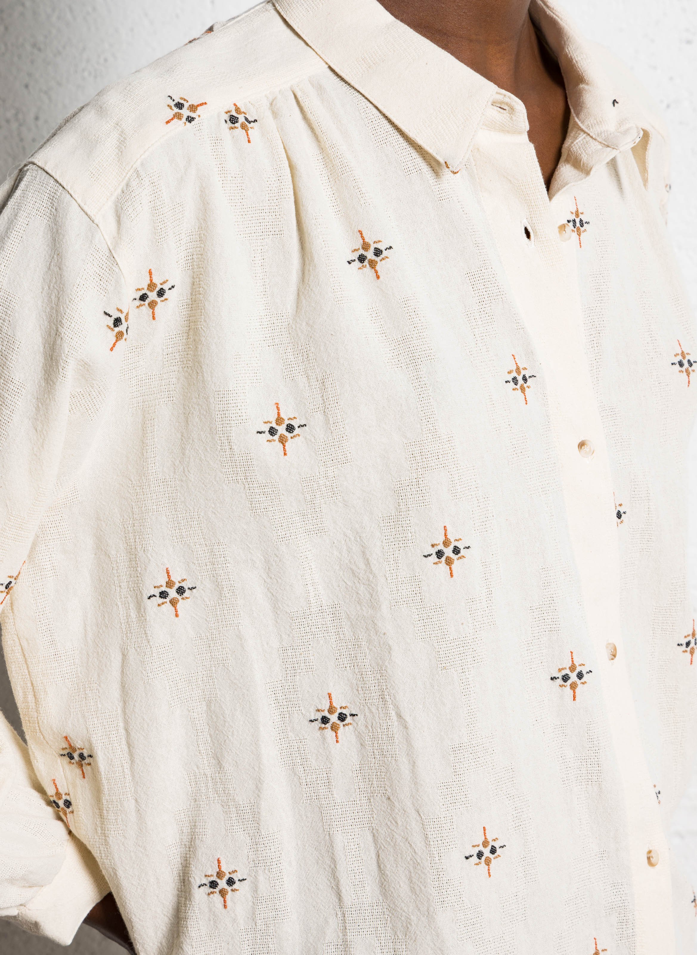 Chemise oversize en coton brodé SACRECOEUR Beige